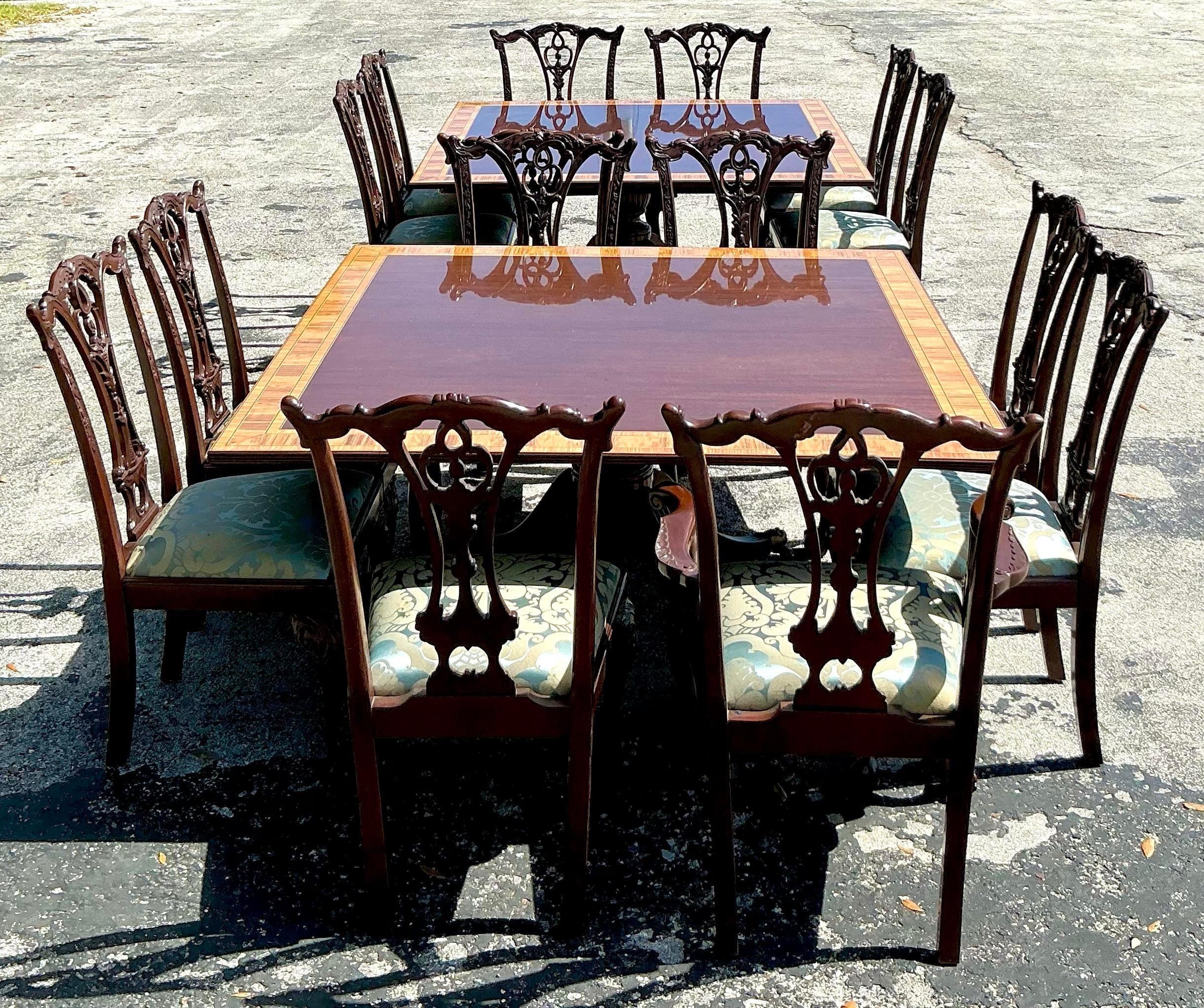 Sedie da pranzo vintage Chippendale Claw and Ball - Set di 16 pezzi In condizioni buone in vendita a west palm beach, FL