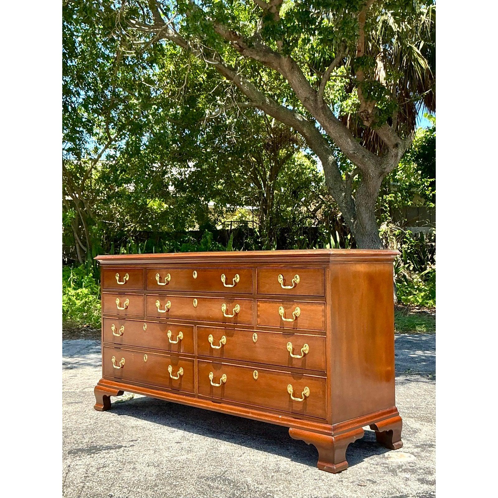 XX secolo Vintage Regency Councill Cherry Dresser in vendita