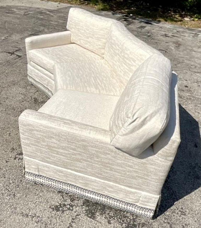 Sofá angular a medida Vintage Regency Estadounidense en venta