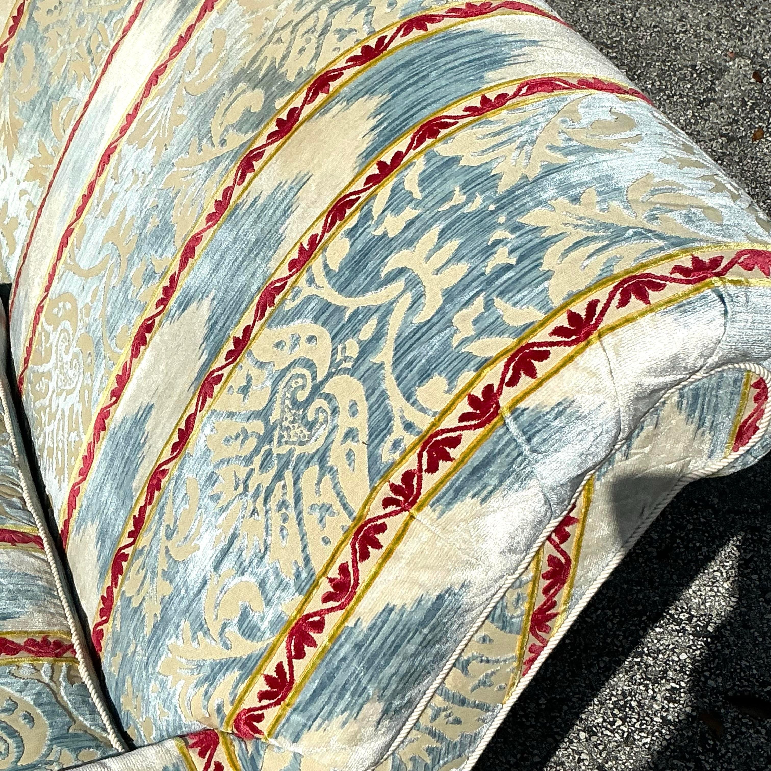 Divano lungo vintage Regency Custom Devore Stripe in vendita 5