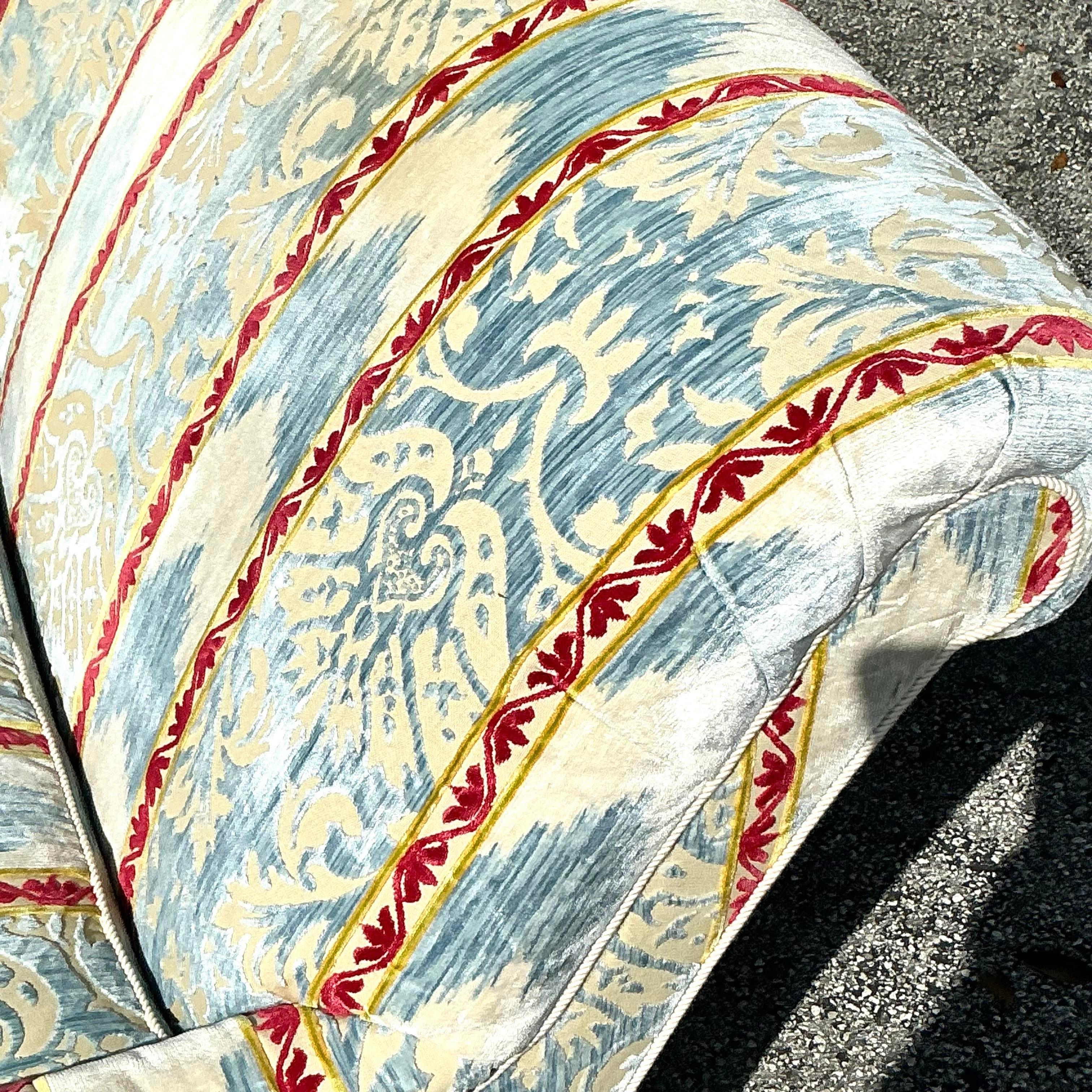 Divano lungo vintage Regency Custom Devore Stripe in vendita 3
