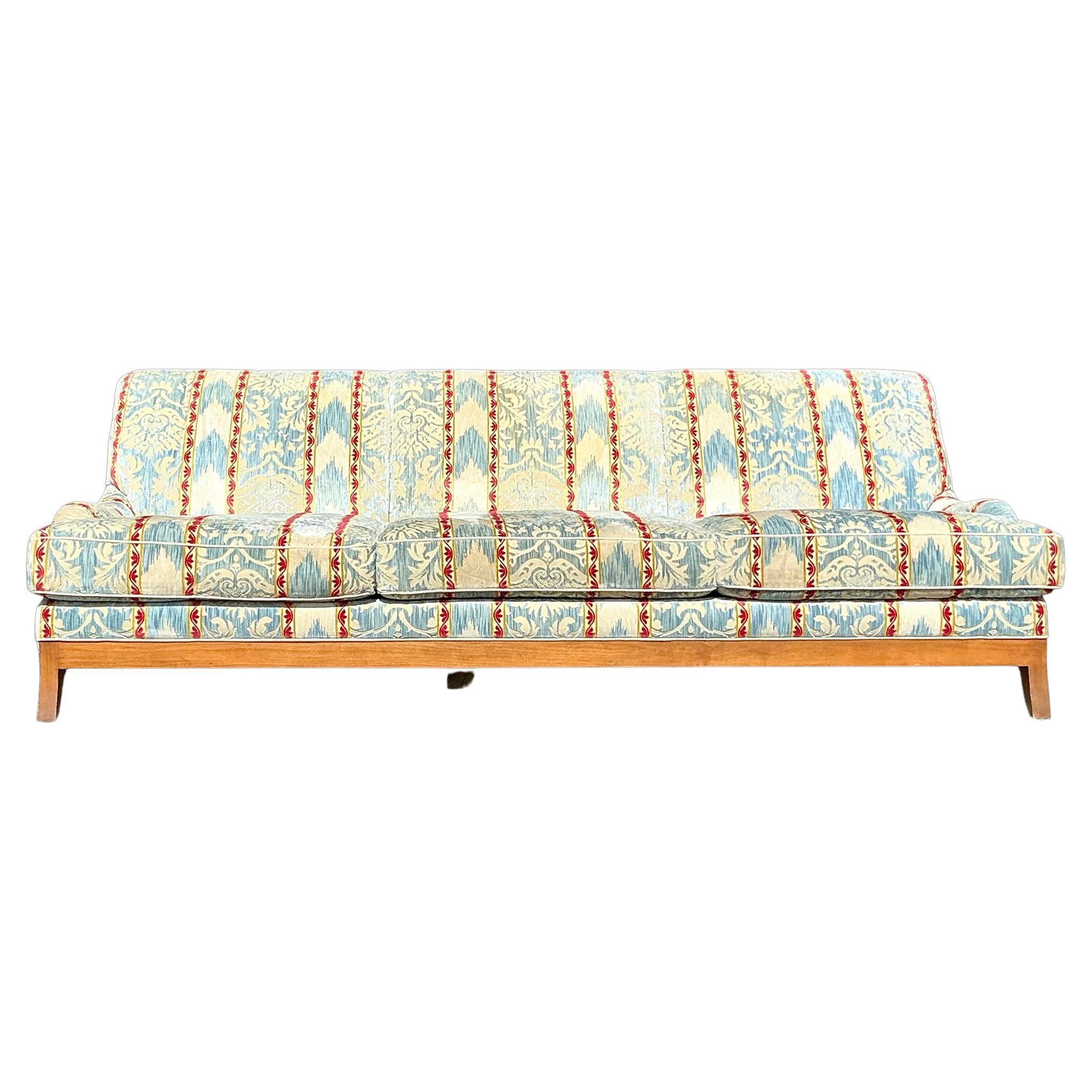 Divano lungo vintage Regency Custom Devore Stripe in vendita