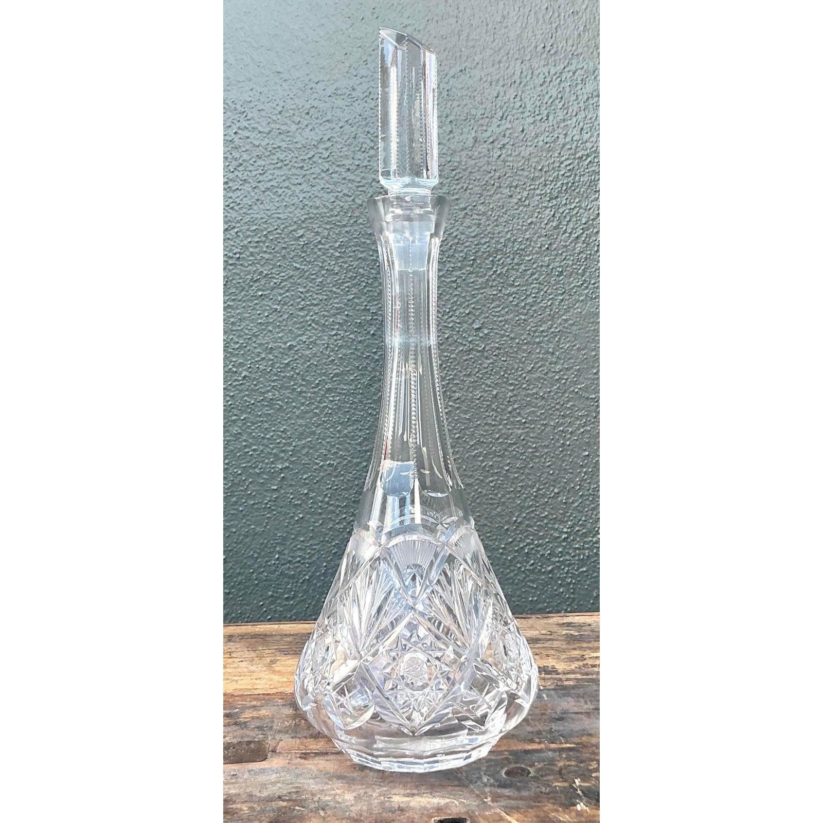 Decantador Vintage Regency de cristal tallado siglo XX en venta