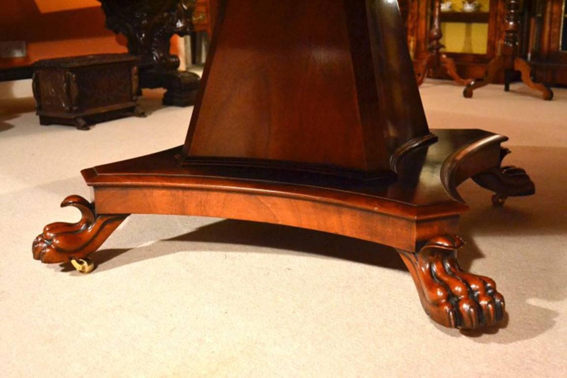 Late 20th Century Vintage 7ft Diam Regency Revival  Flame Mahogany Dining Table  20th Century