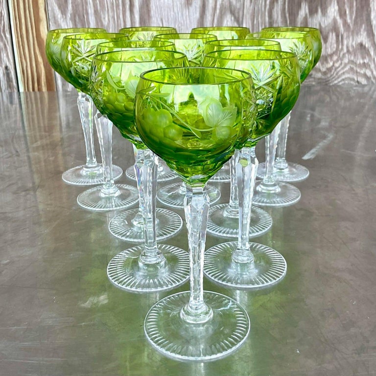 Bicchieri da vino vintage Regency in cristallo con taglio a smeraldo - Set  da 12 in vendita su 1stDibs