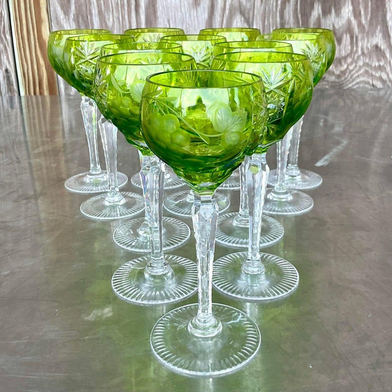 Lot De 6 Verres à Vin Anciens - 19ème Siècle - Vert Taillé Main - Style Bohème