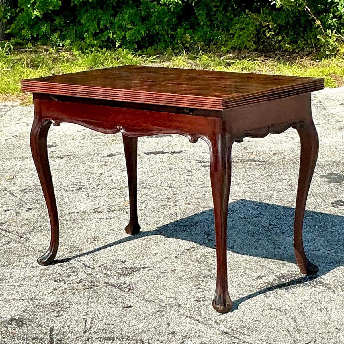 Table de jeu extensible Regency vintage Bon état - En vente à west palm beach, FL