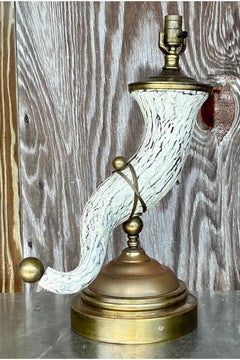 Lampe Vintage Regency en fausse corne