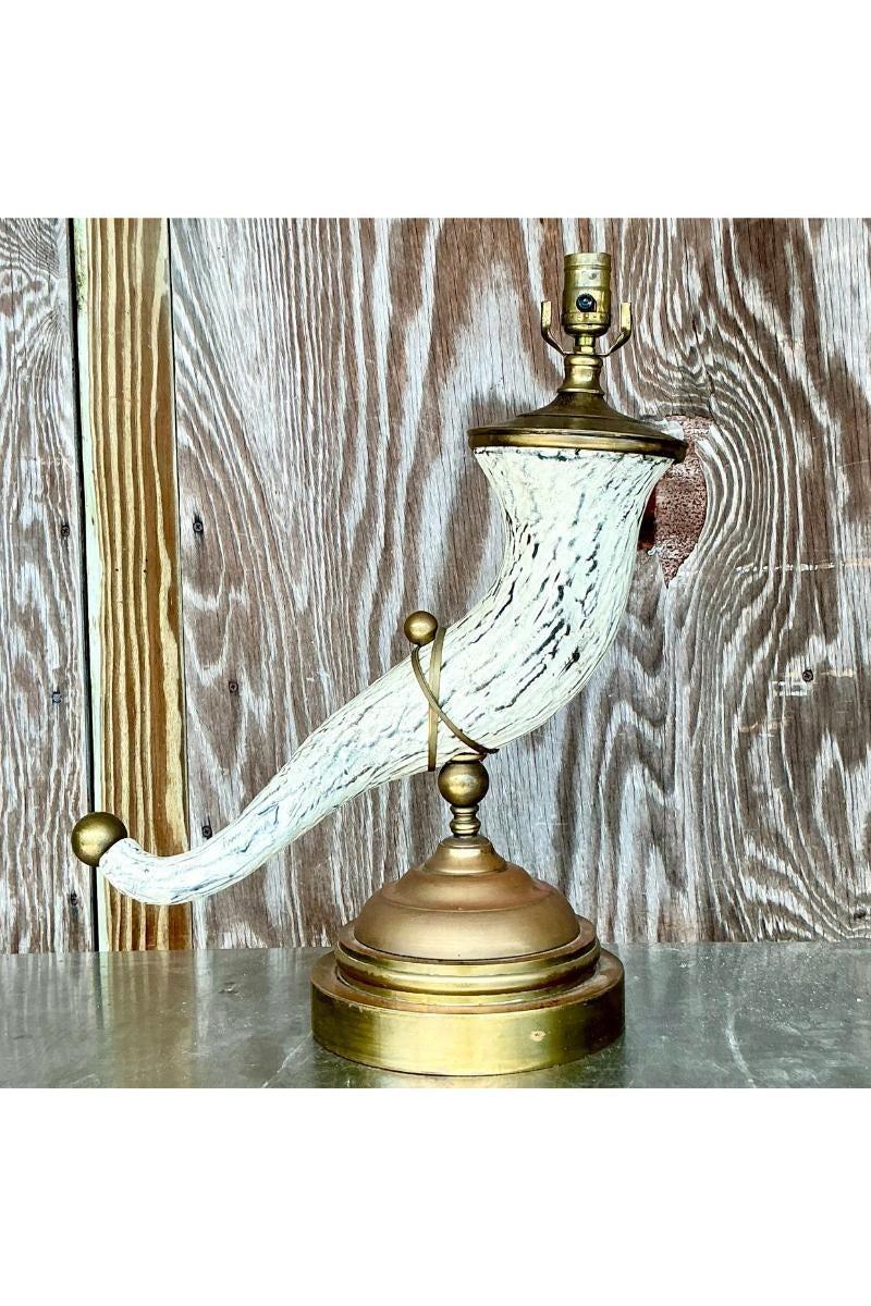 Lámpara de cuerno de imitación Vintage Regency en venta 1