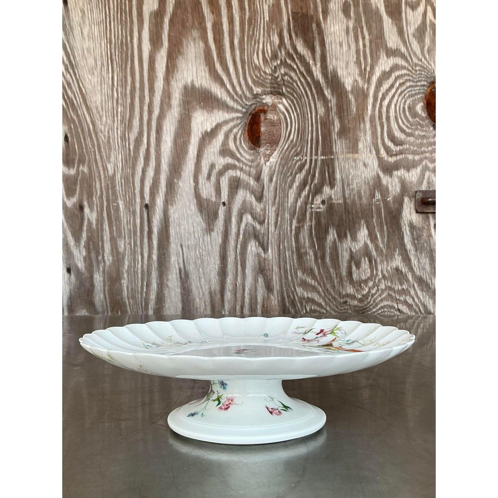 Français Assiette à gâteau à oiseaux cannelés Vintage Regency en vente