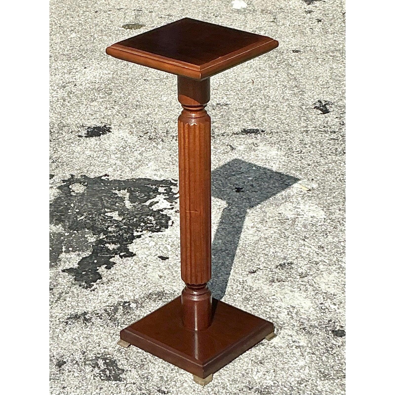 Vintage Regency Kanneliertes Pedestal (Neoklassisch) im Angebot