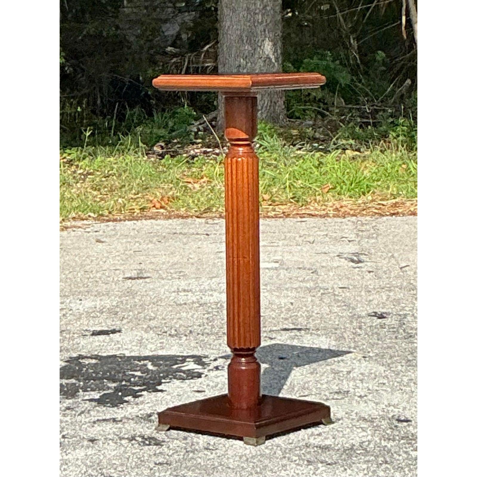 Vintage Regency Kanneliertes Pedestal im Angebot 1