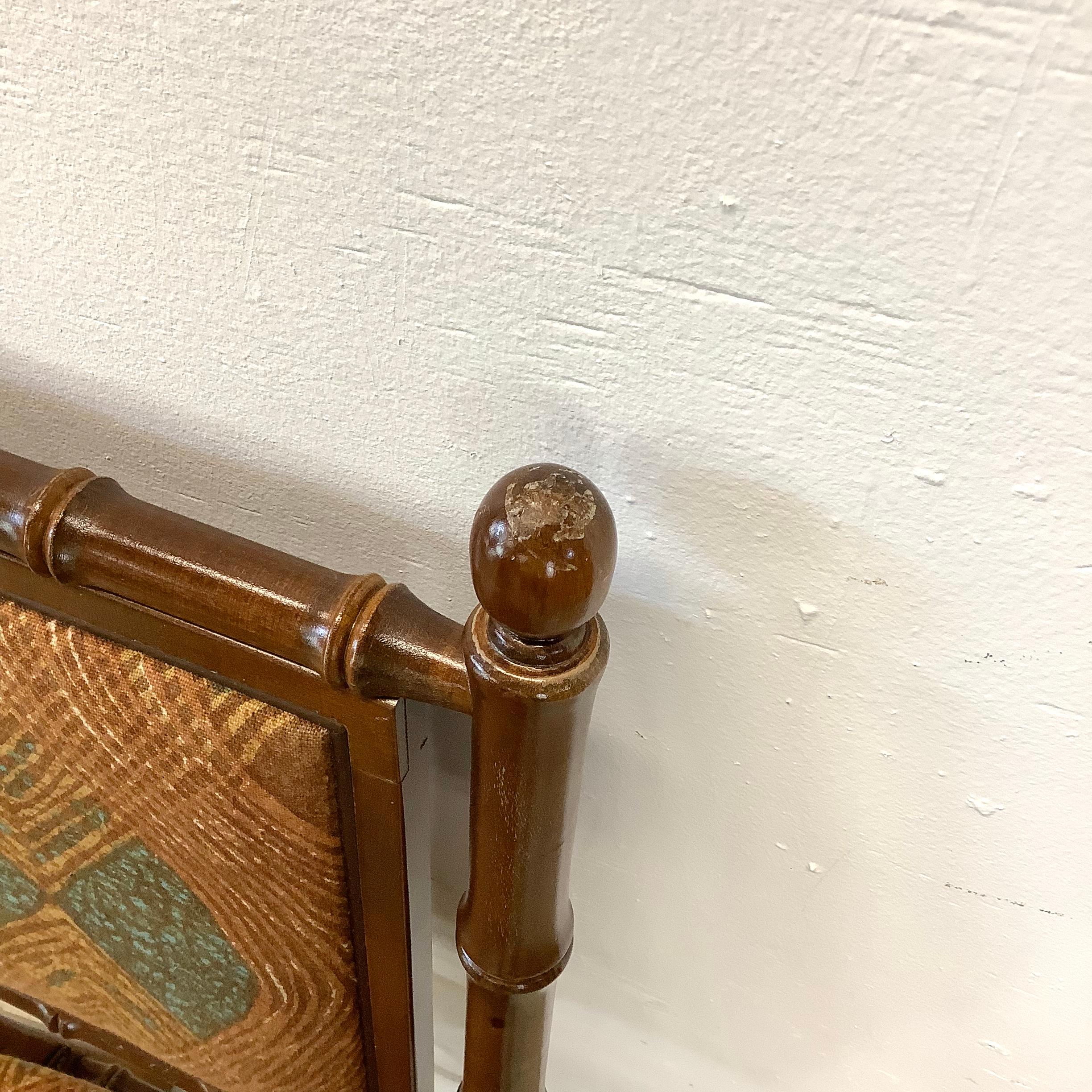 Chaises de salle à manger pliantes Vintage Regency - Six en vente 6