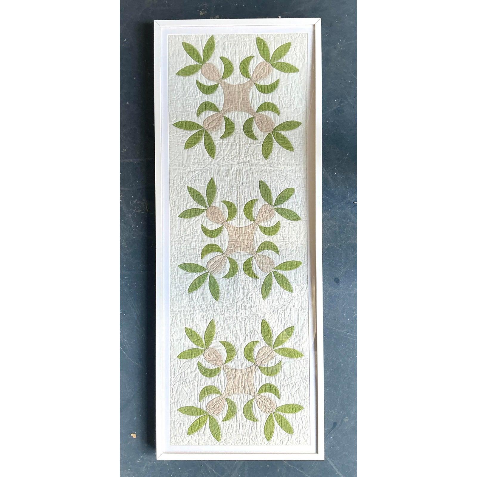 Panel acolchado con marco Vintage Regency Estadounidense en venta