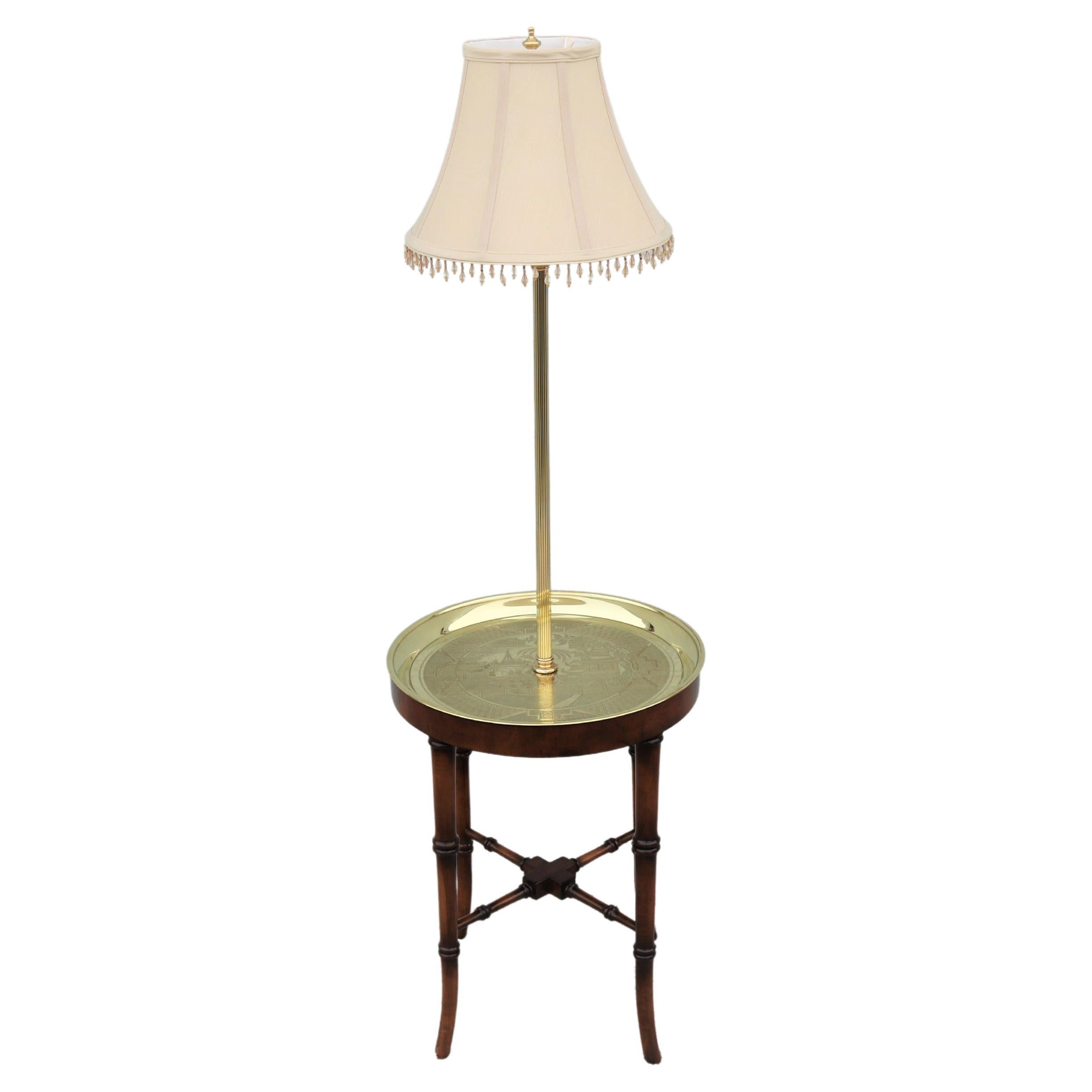 Regency Frederick Cooper Beistelltisch-Stehlampe aus Bambusimitat und Messing mit Tablett