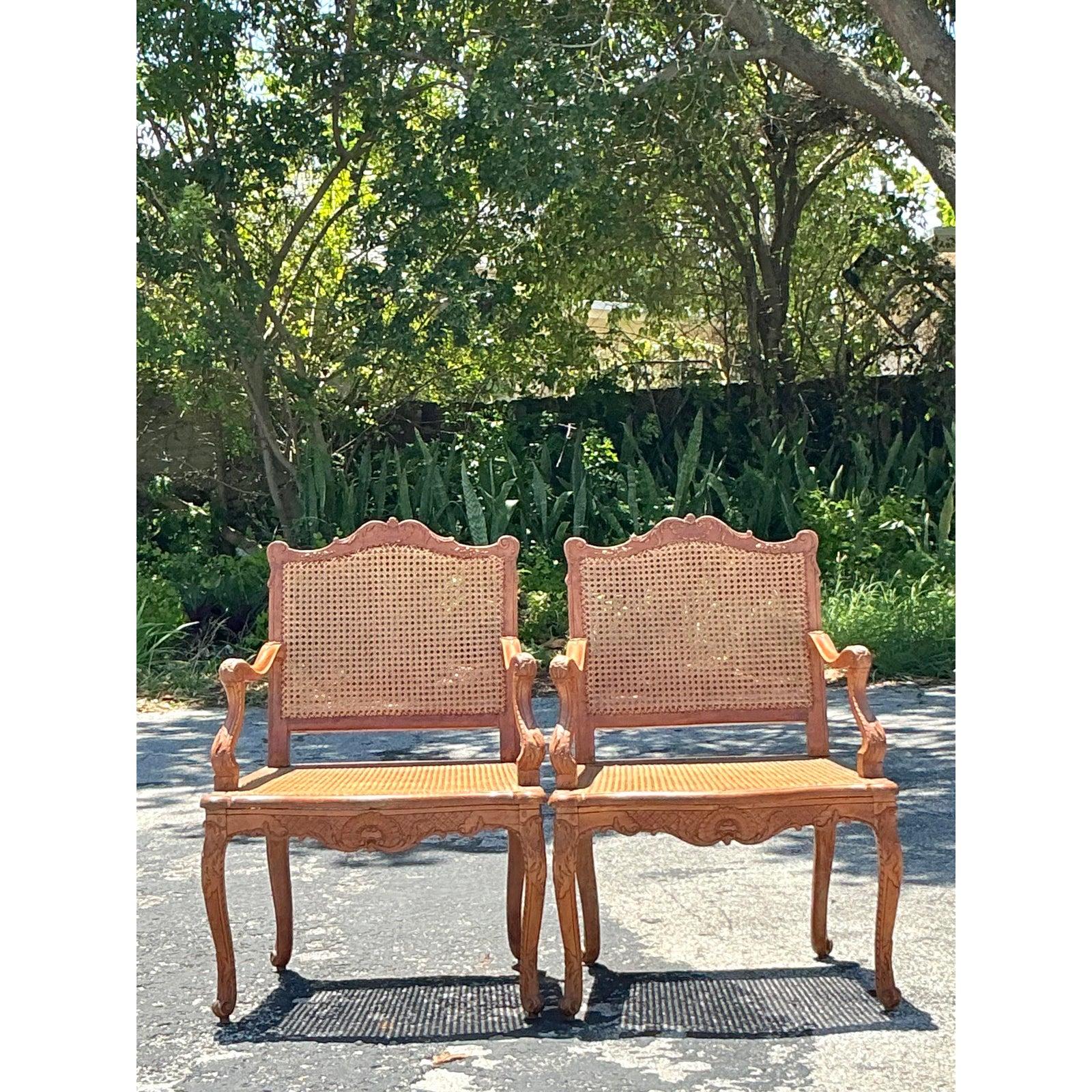Vintage Regency French Cane Fauteuils - A Pair en vente 3
