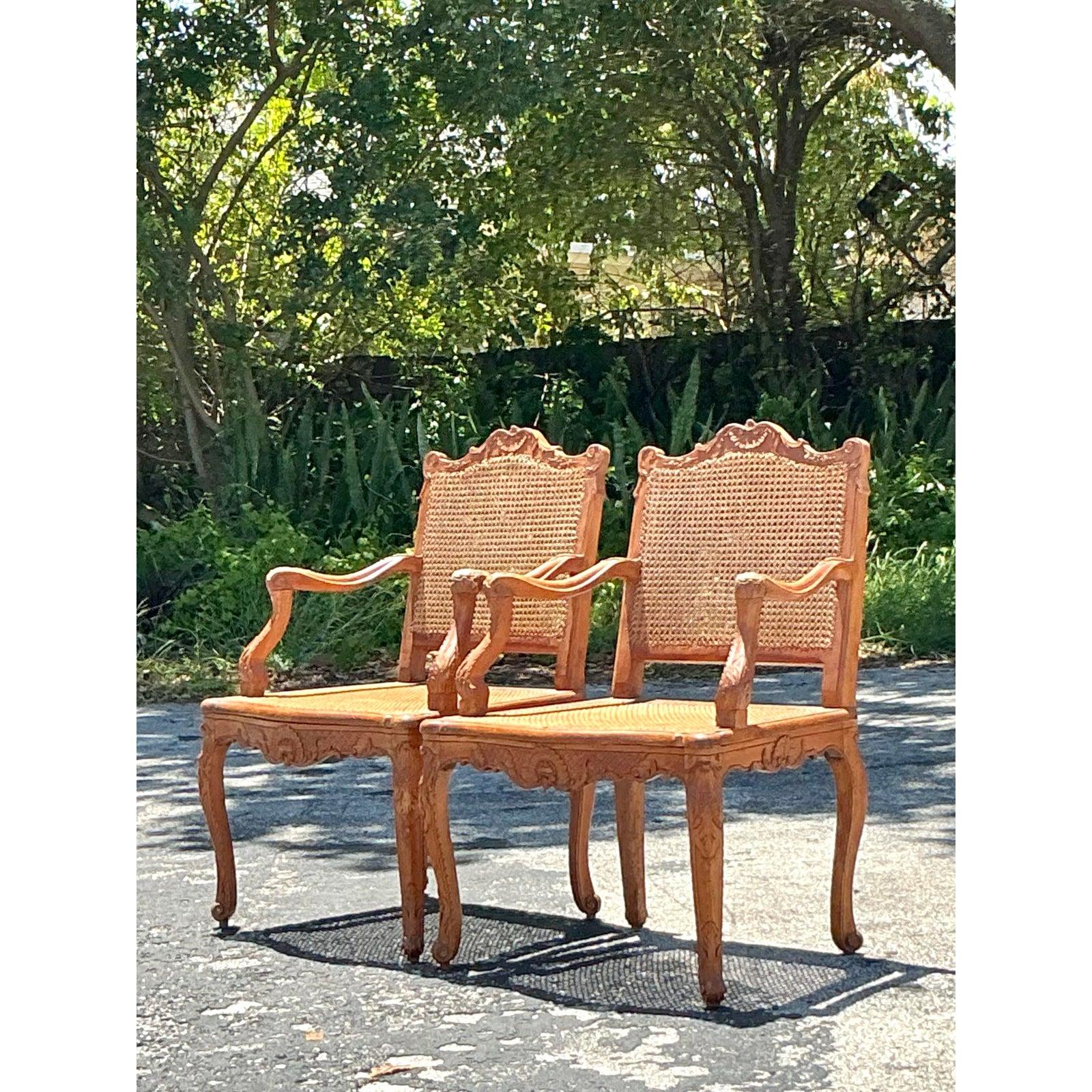 Vintage Regency French Cane Fauteuils - A Pair en vente 1