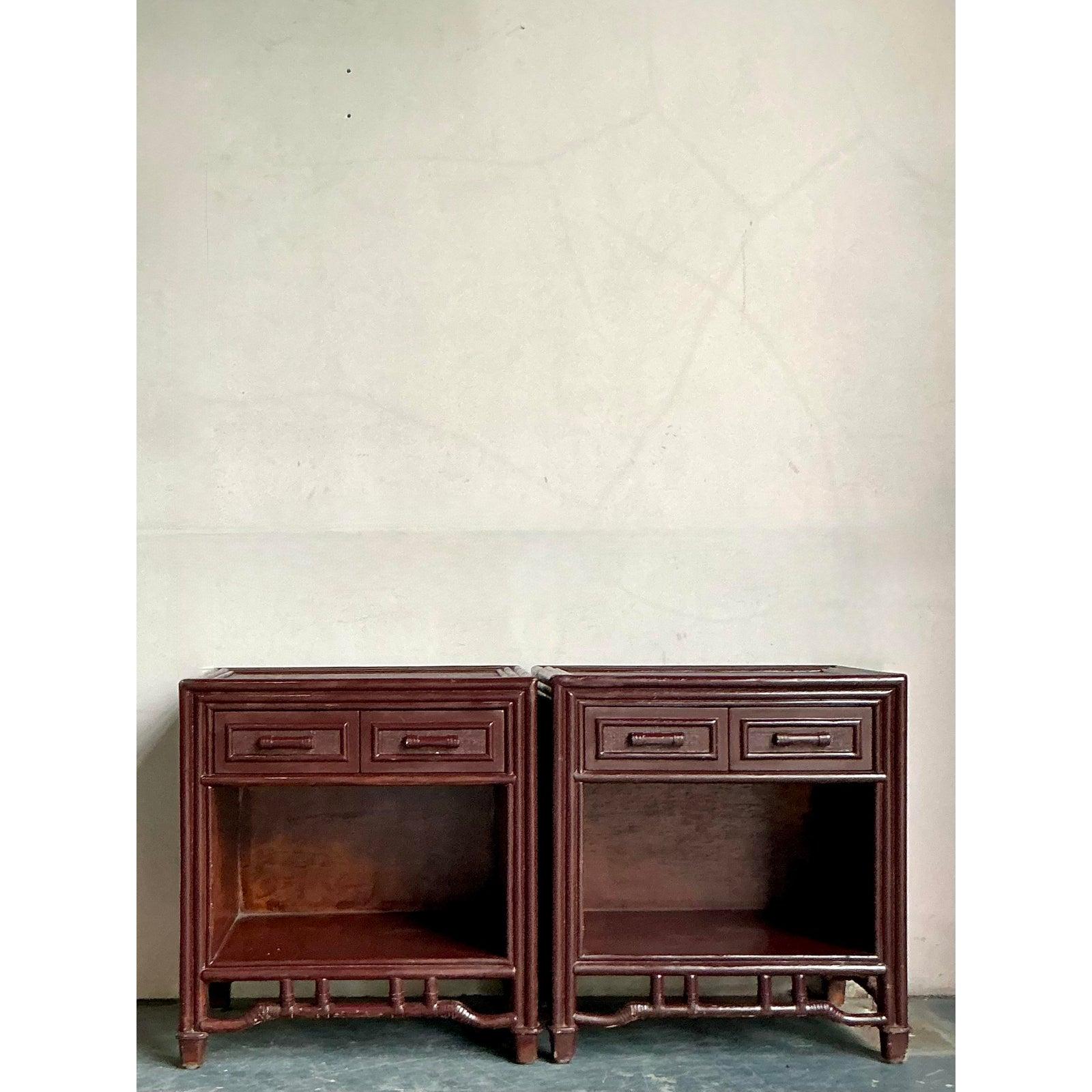 Cineserie Comodini in bambù traforato Regency d'epoca - Una coppia in vendita