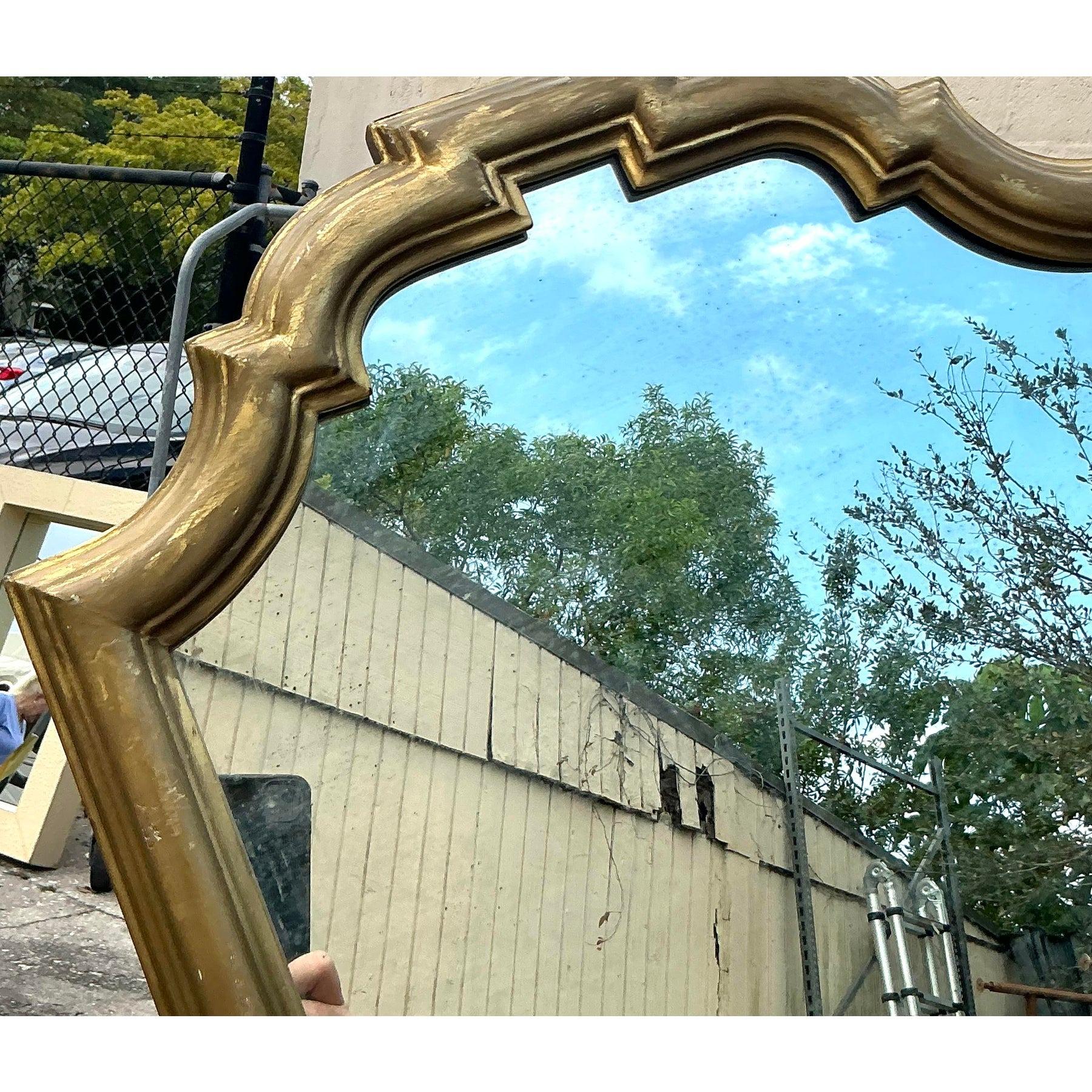 Américain Miroir Chippendale doré de style Régence en vente