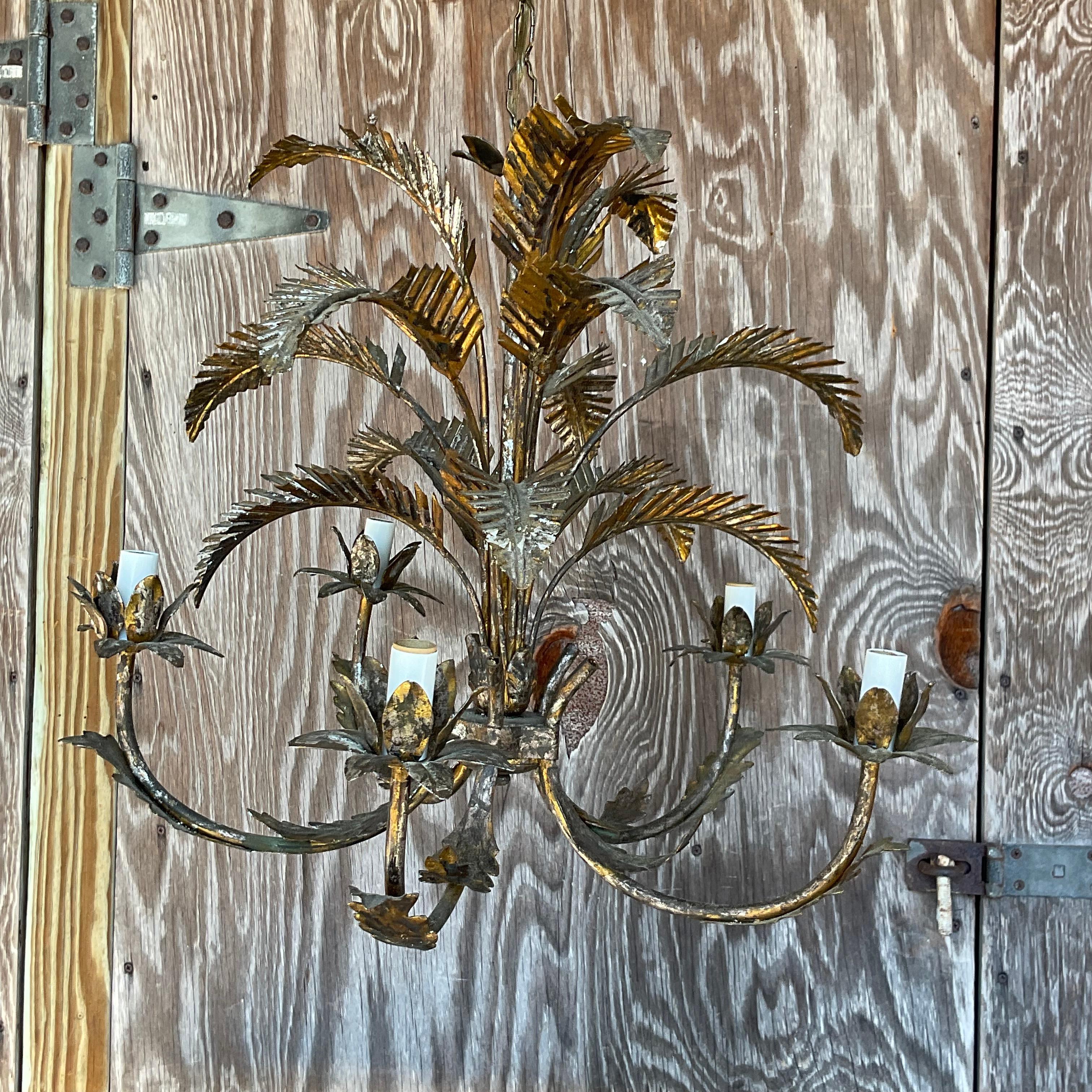 Vintage Regency Gilt Palm Frond Chandelier In Good Condition In west palm beach, FL