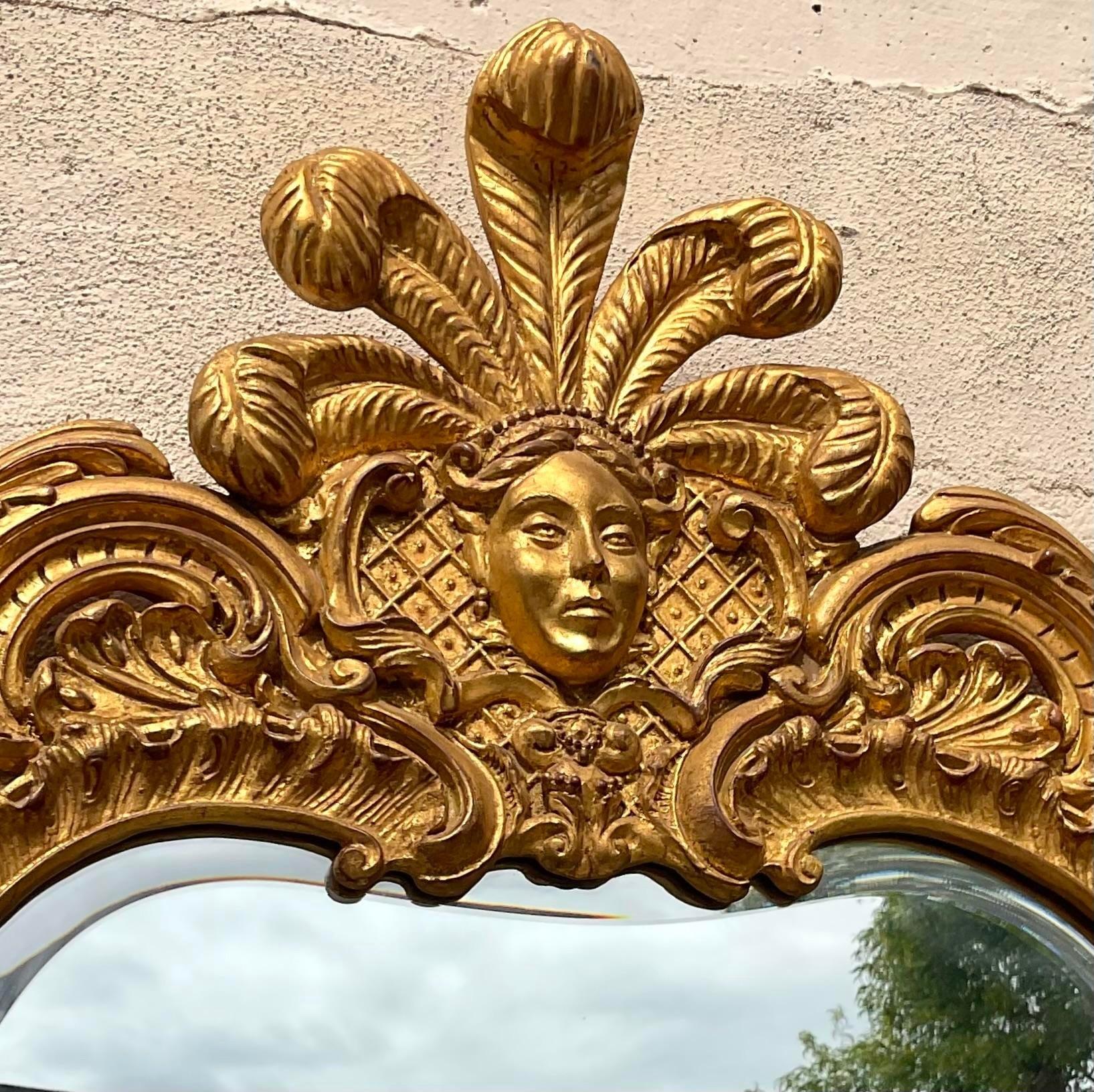Vieux miroir Monarch plongeant doré Regency d'après Carvers Guild Bon état - En vente à west palm beach, FL