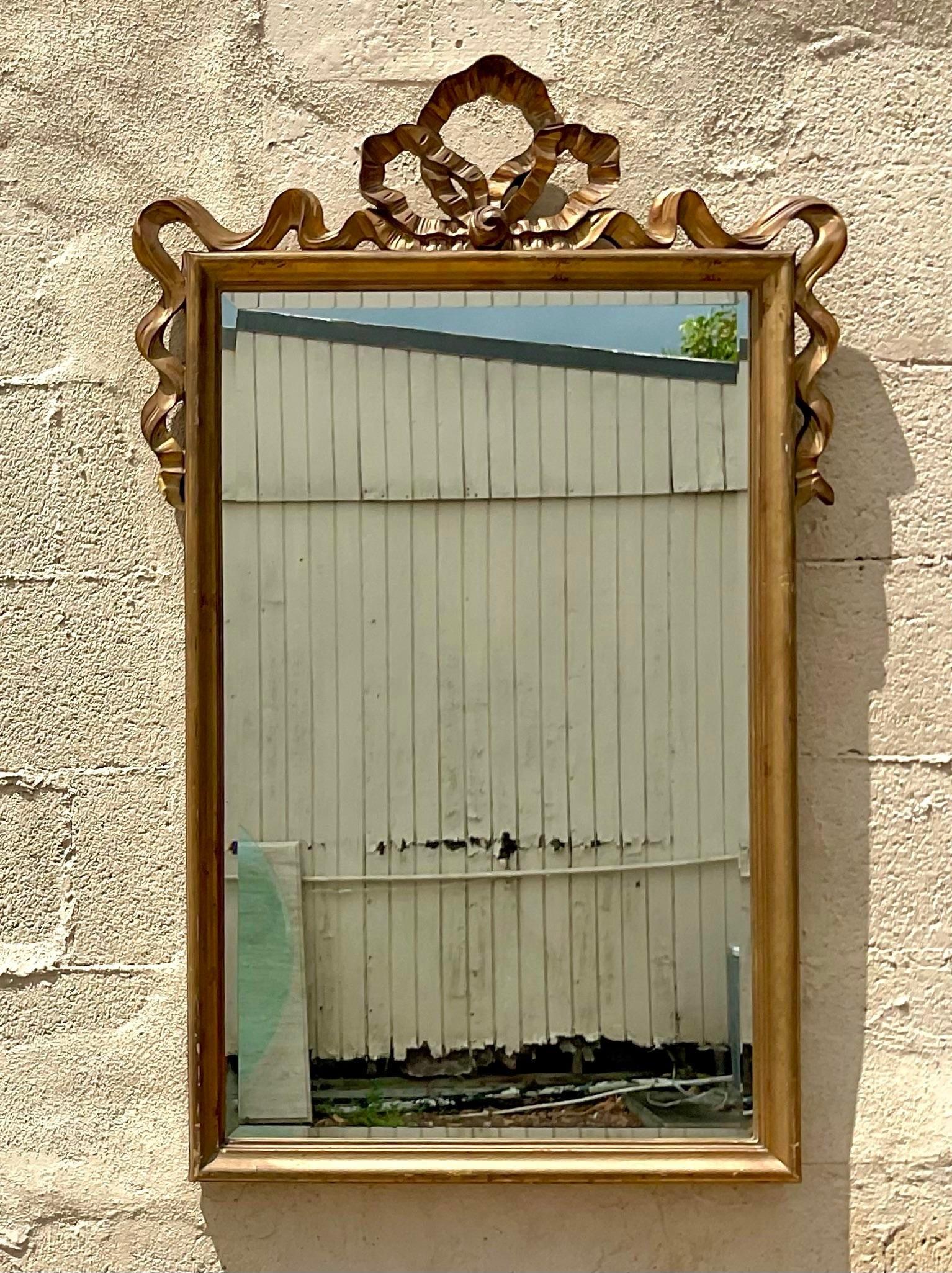 Américain Miroir Vintage Regency à ruban doré en vente
