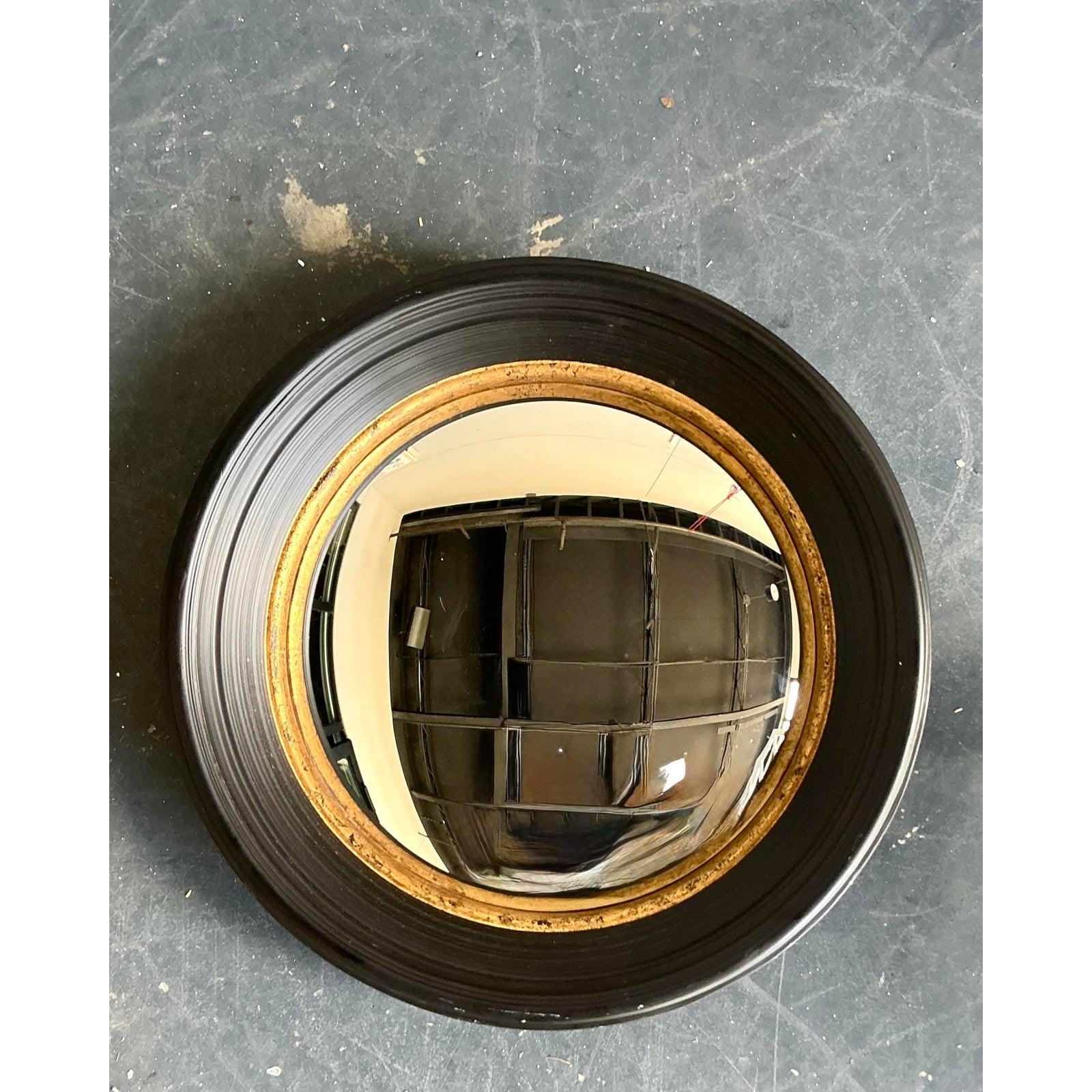 Américain Vintage Regency Gilt Tipped Convex Mirror (Miroir convexe) en vente