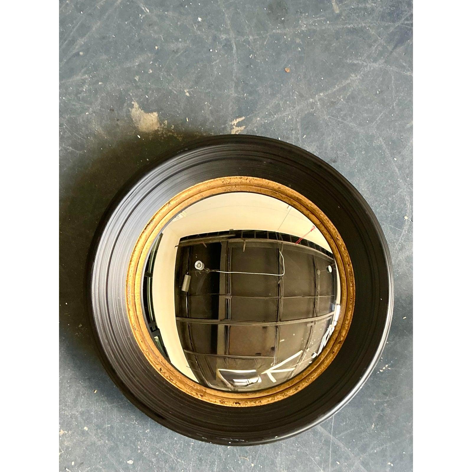 Vintage Regency Gilt Tipped Convex Mirror (Miroir convexe) Bon état - En vente à West Palm Beach, FL
