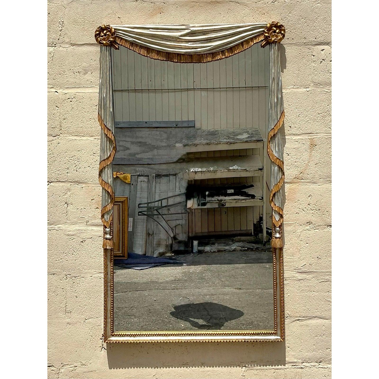 Français Miroir de style Régence à pointes dorées en vente