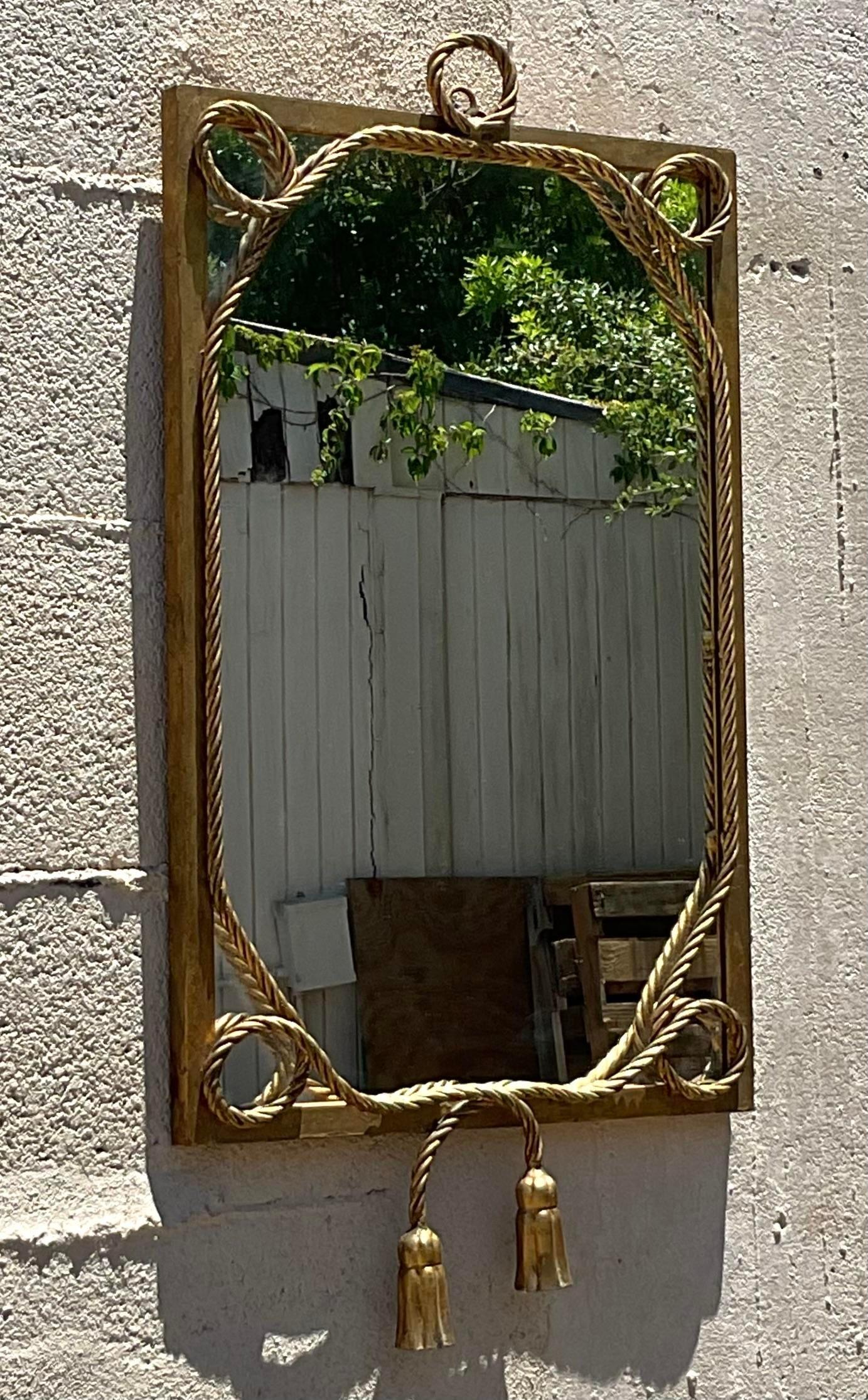 Metallo Specchio d'epoca Regency dorato con corda ritorta e nappe in vendita