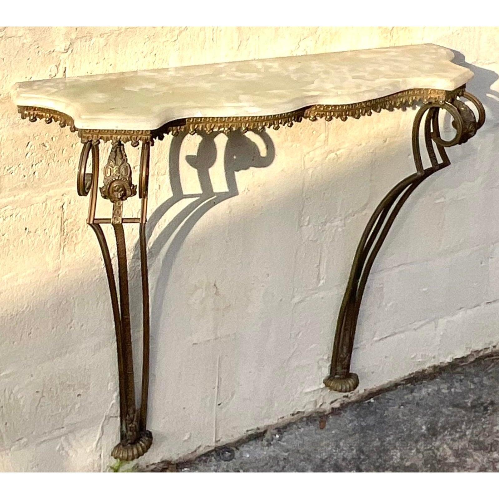 Mesa Consola de Pared Dorada Vintage Regency en Bueno estado para la venta en West Palm Beach, FL