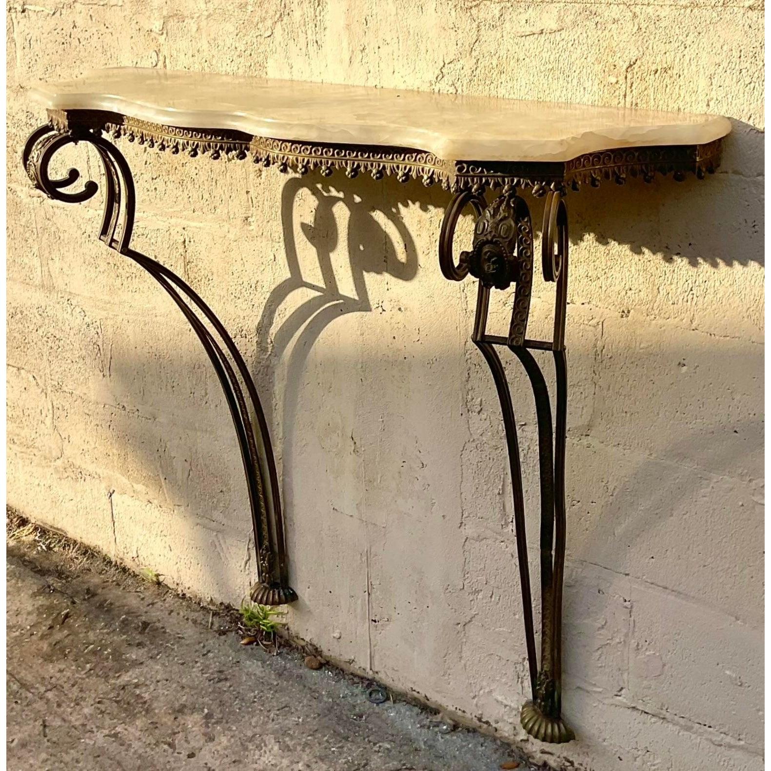 Mesa Consola de Pared Dorada Vintage Regency siglo XX en venta