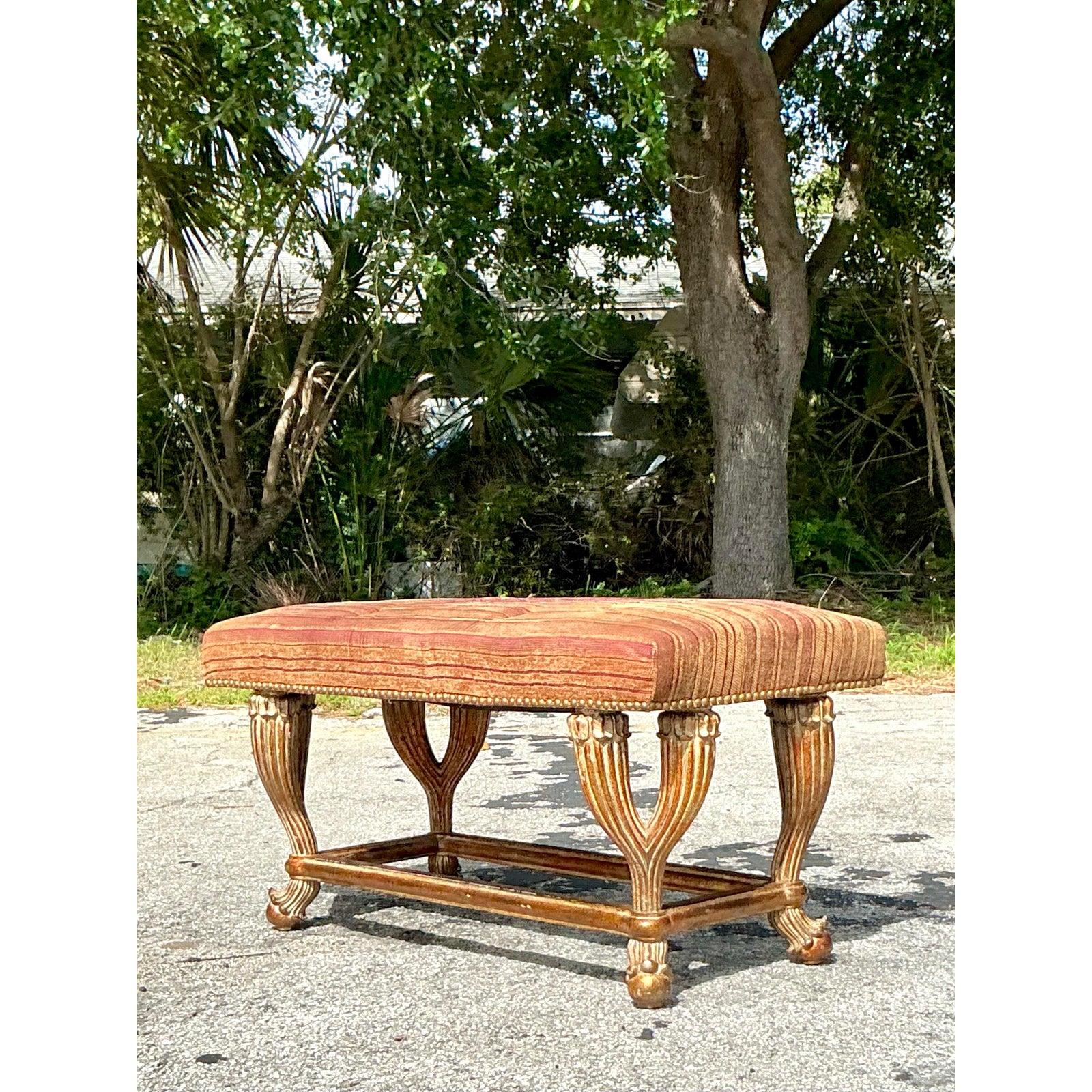 Banc Vintage Regency en bois doré en vente 4