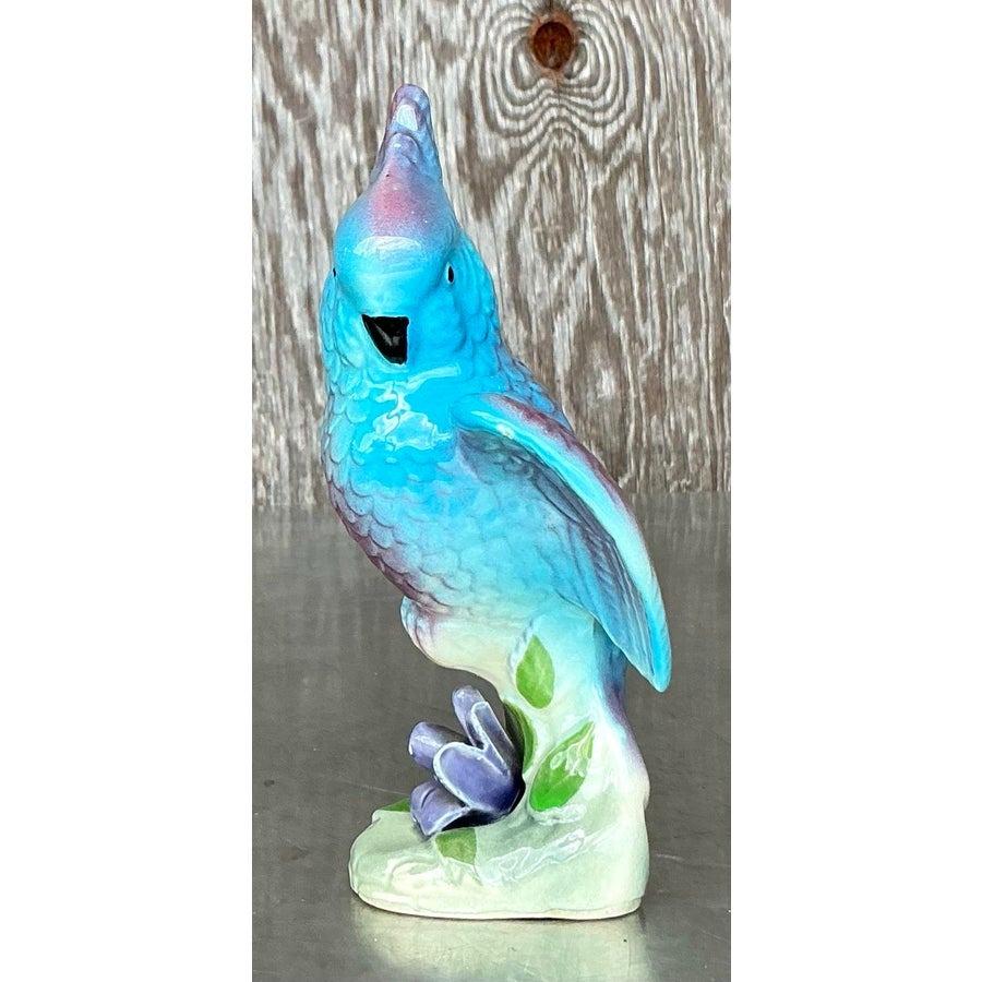 Cacatua blu in ceramica smaltata Vintage By In condizioni buone in vendita a west palm beach, FL