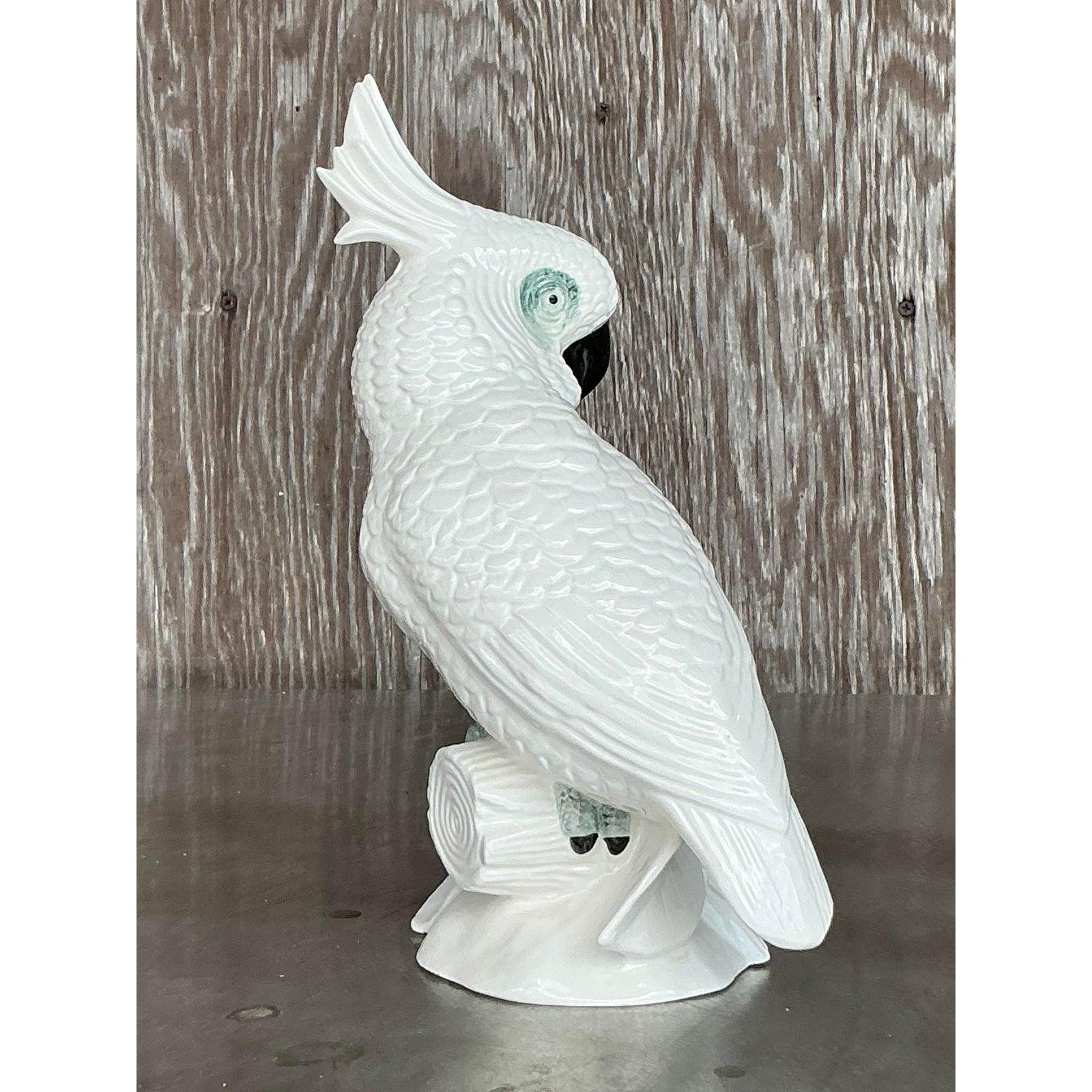 20ième siècle Cacatoès Vintage Regency en céramique émaillée en vente