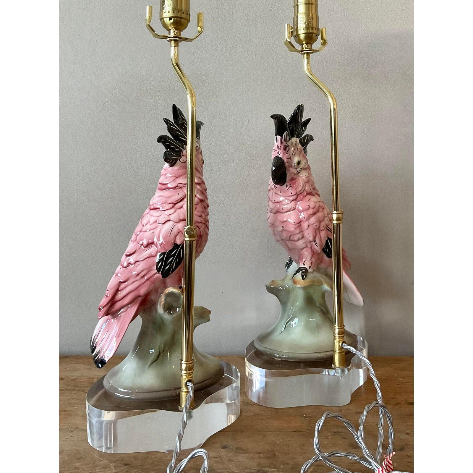 Vintage Regency Glazed Ceramic Cockatoo Lamps - Set of Two In Good Condition For Sale In West Palm Beach, FL