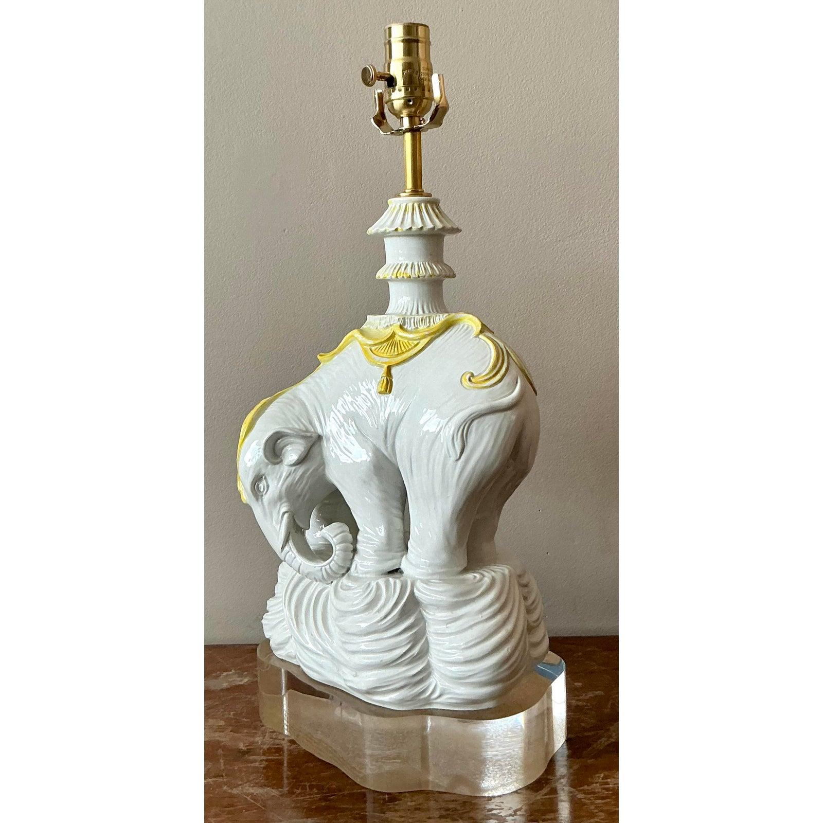 Vintage Regency Glazed Ceramic Elephant Lamp In Good Condition For Sale In West Palm Beach, FL