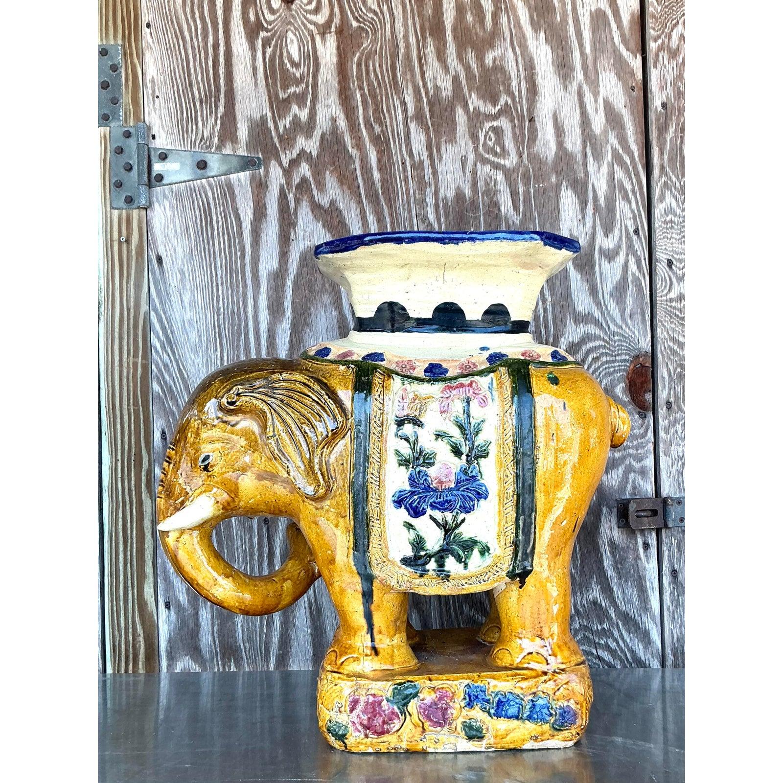 Taburete Bajo Elefante de Cerámica Esmaltada Vintage Regency Regencia en venta