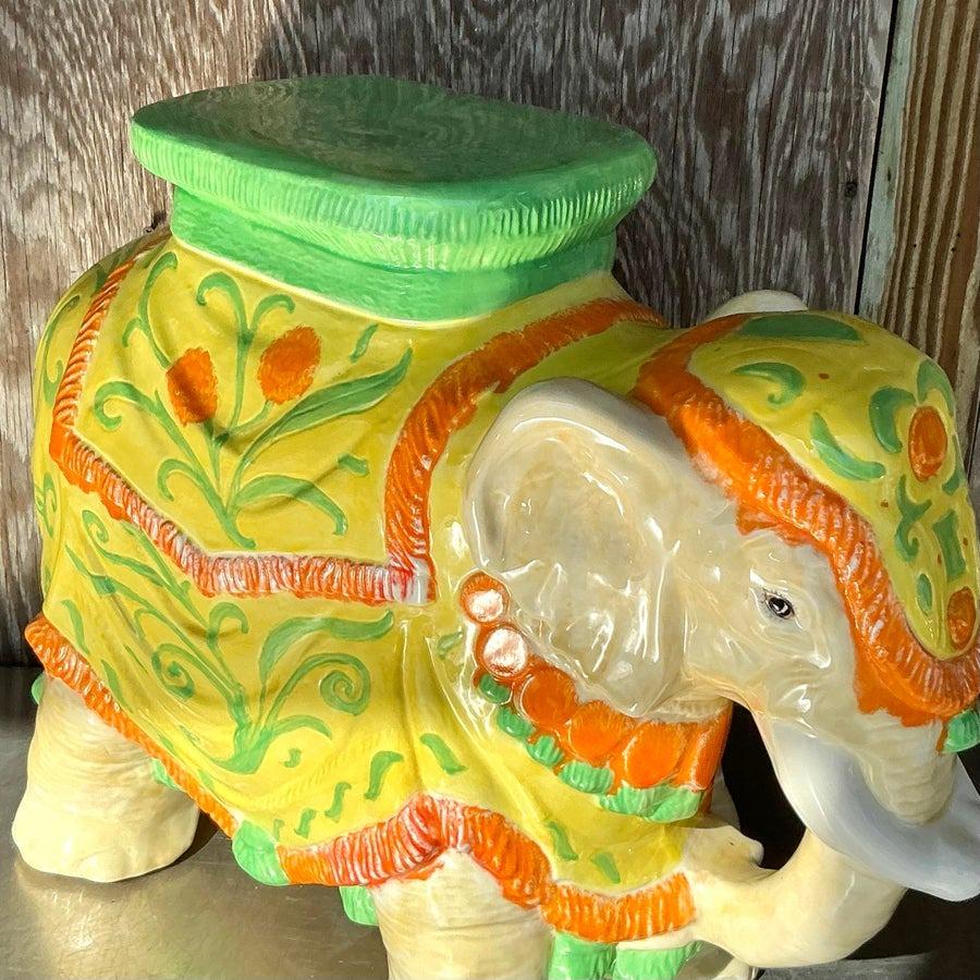 20ième siècle Tabouret bas Éléphant Regency vintage en céramique émaillée en vente