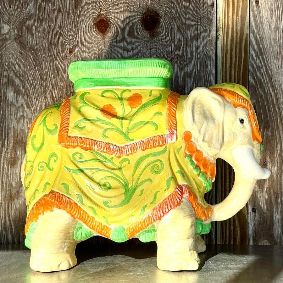 Tabouret bas Éléphant Regency vintage en céramique émaillée en vente 1