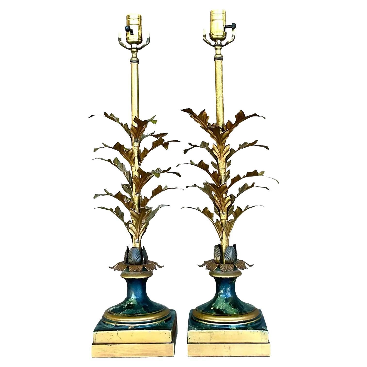 Paire de lampes Vintage Regency à feuilles d'or