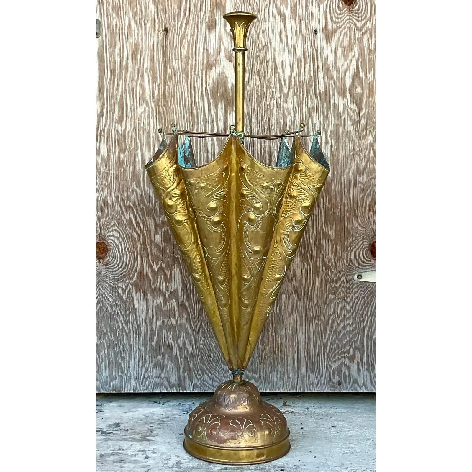 Vintage Regency Hammered Brass Umbrella Stand In Good Condition For Sale In west palm beach, FL