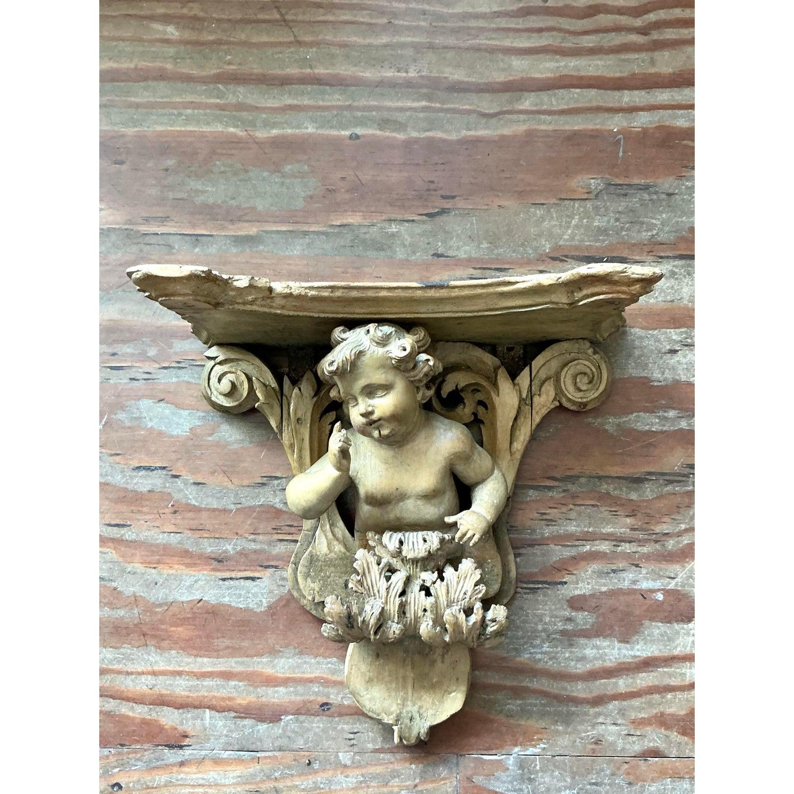 Vintage Regency Hand geschnitzt Putti Halterung (Holz) im Angebot