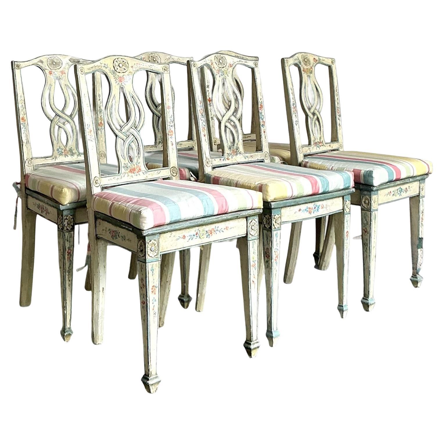 Sedie da pranzo vintage Regency dipinte a mano in canna - Set di 6 in vendita