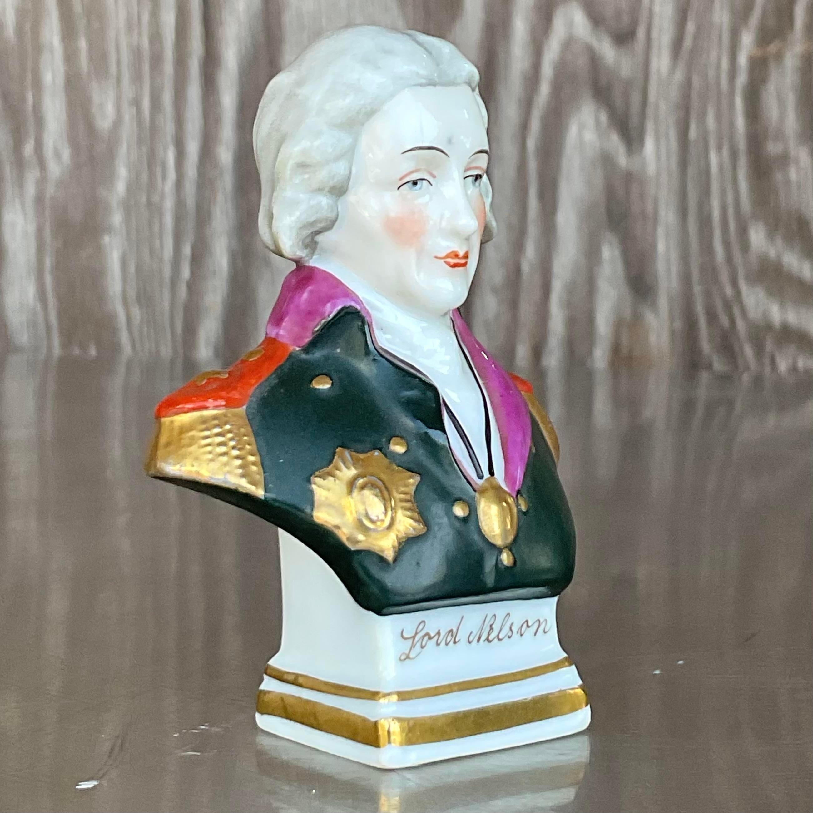 Handbemalte Regency-Keramikfigur von Lord Nilson im Regency-Stil im Angebot 2
