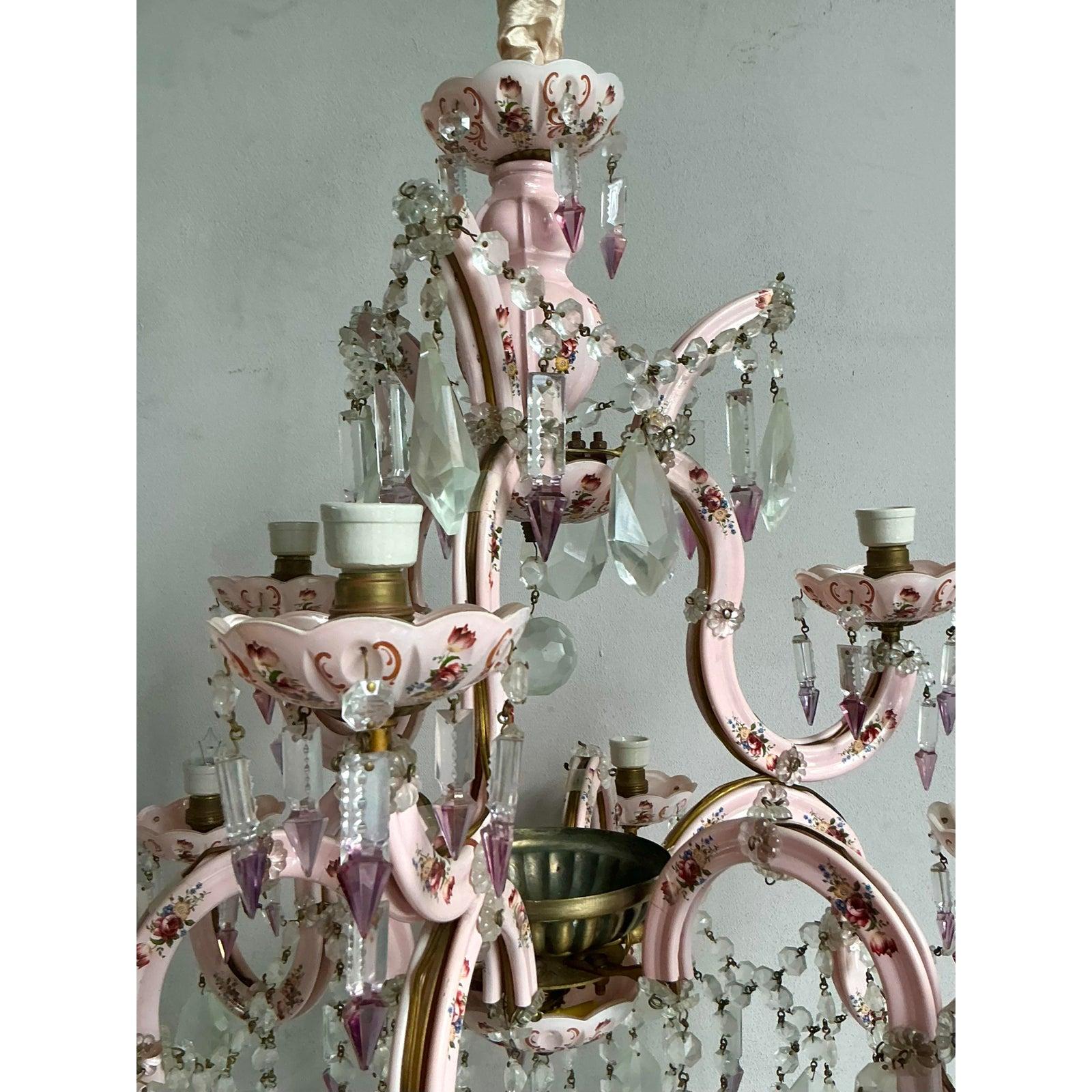 Lustre Vintage Regency peint à la main avec gouttes de cristal en vente 2