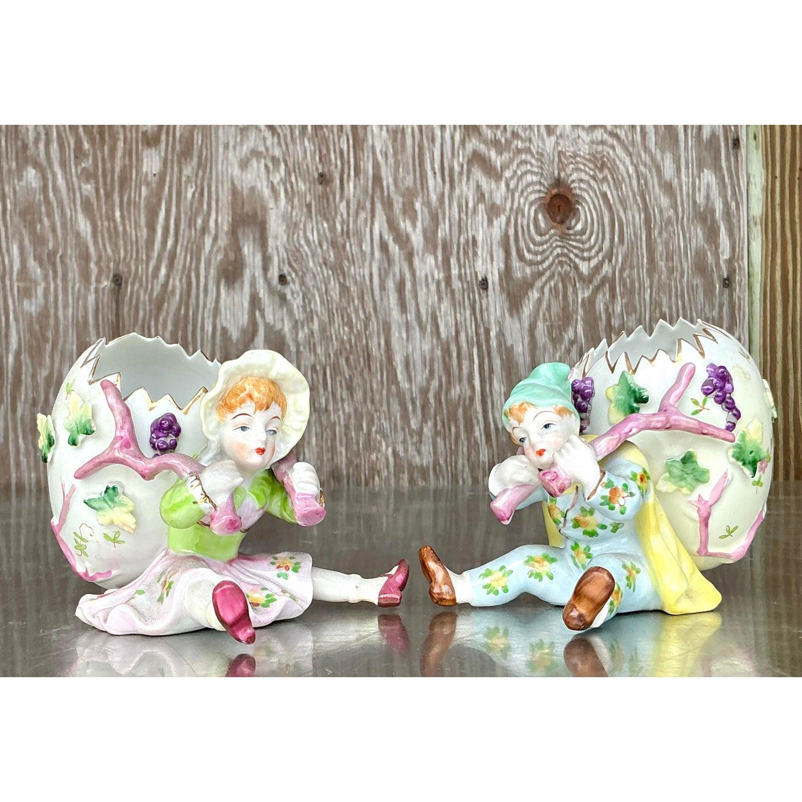Figurines d'œufs vintage de style Régence peintes à la main - Lot de 2 en vente 3