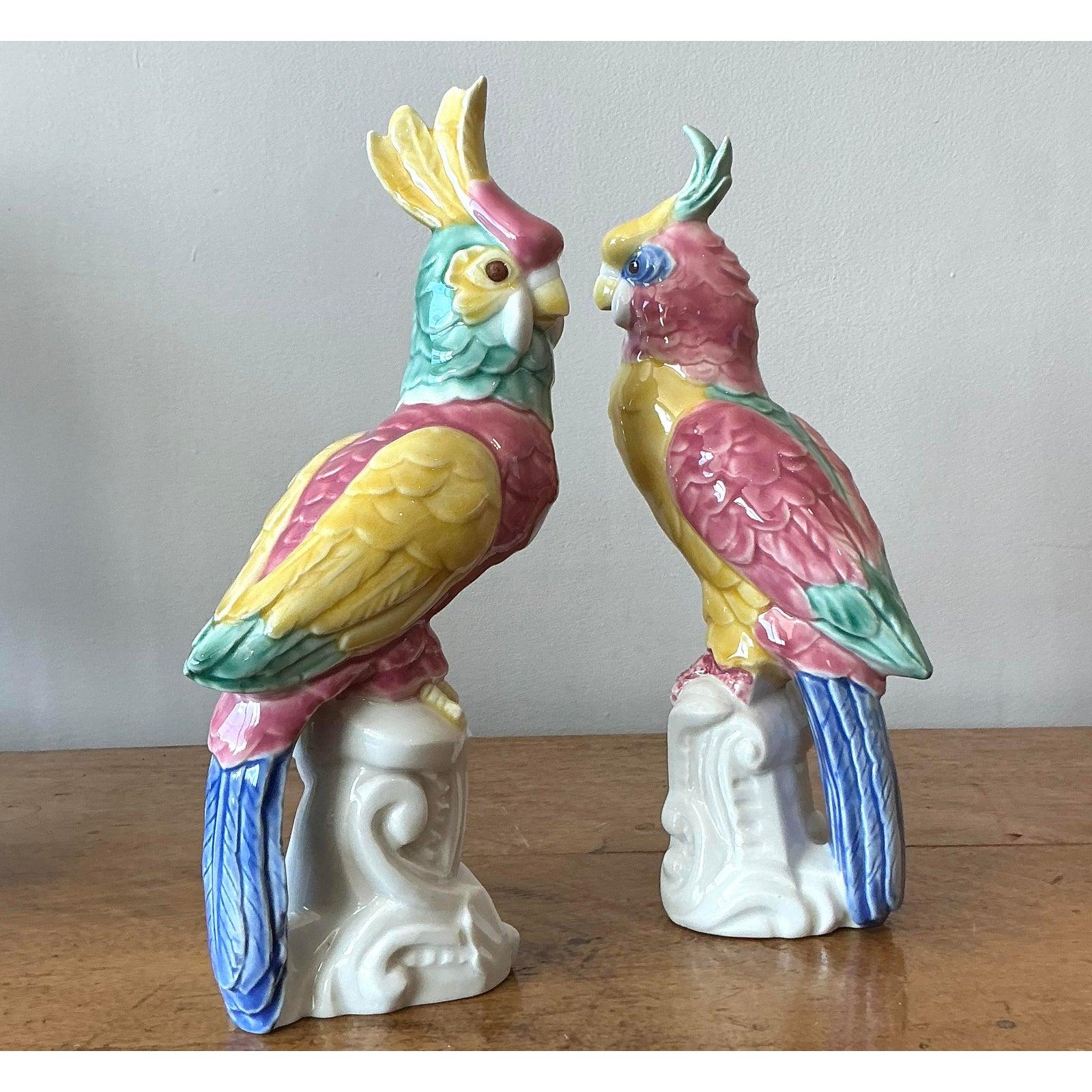 Vintage Regency Hand gemalt glasierte Keramik Vögel - Set von 2 (Moderne der Mitte des Jahrhunderts) im Angebot