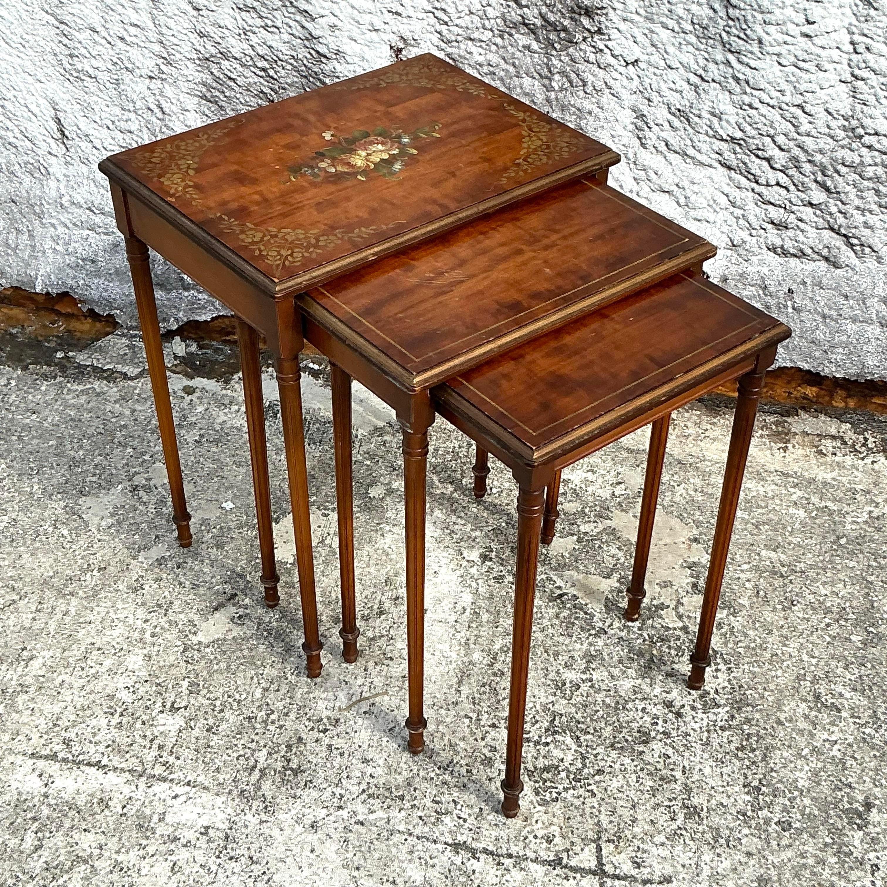Vintage Regency Hand Painted Nesting Tables - Set of 3 In Good Condition For Sale In west palm beach, FL