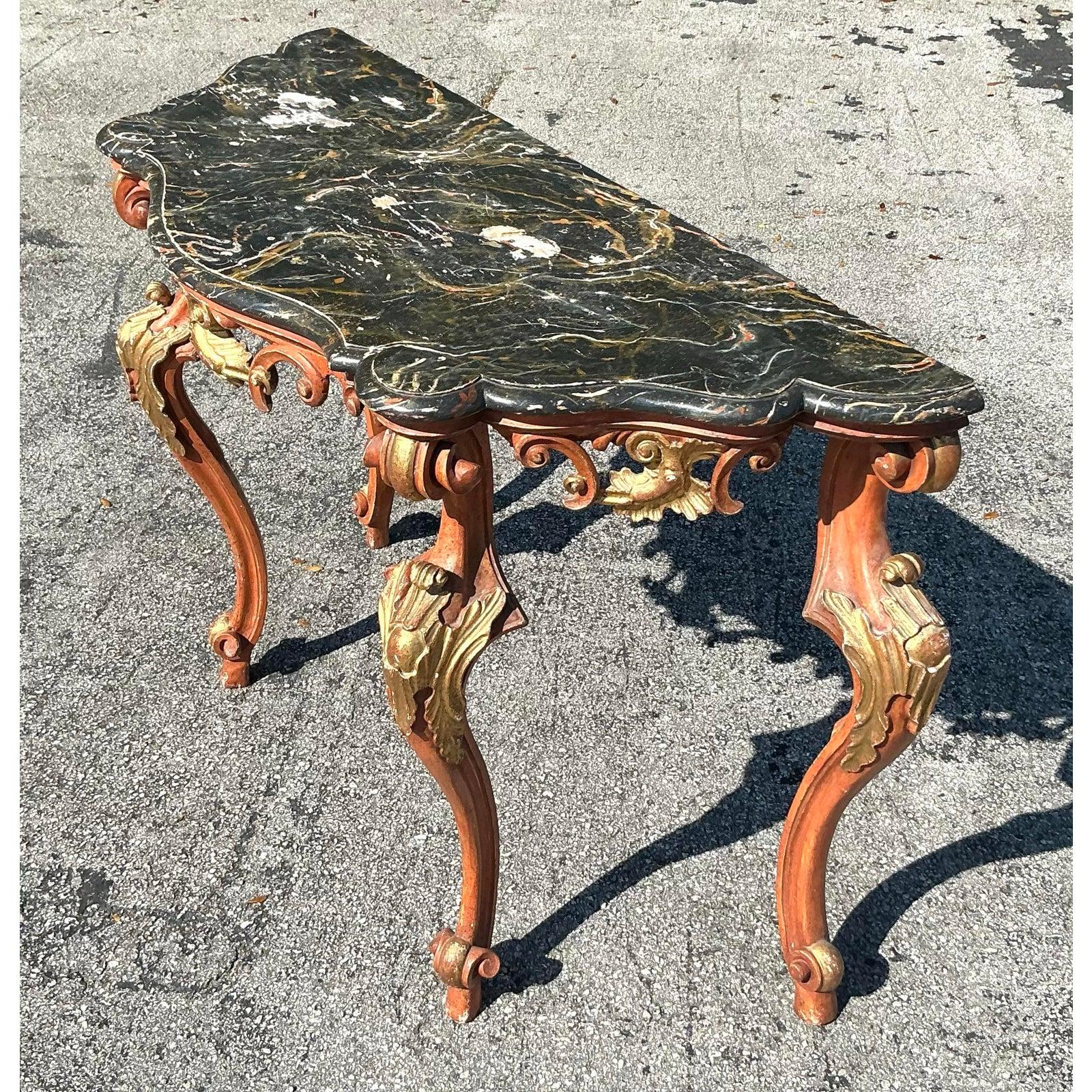 Console rococo de style Régence peinte à la main en vente 1